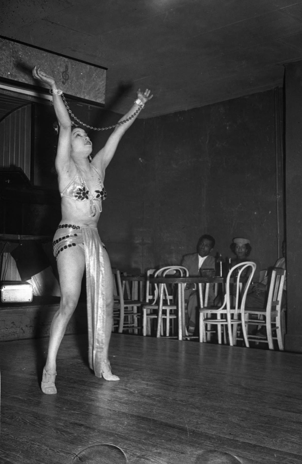 Image of Dancer at Black & Tan club, Seattle, circa 1947