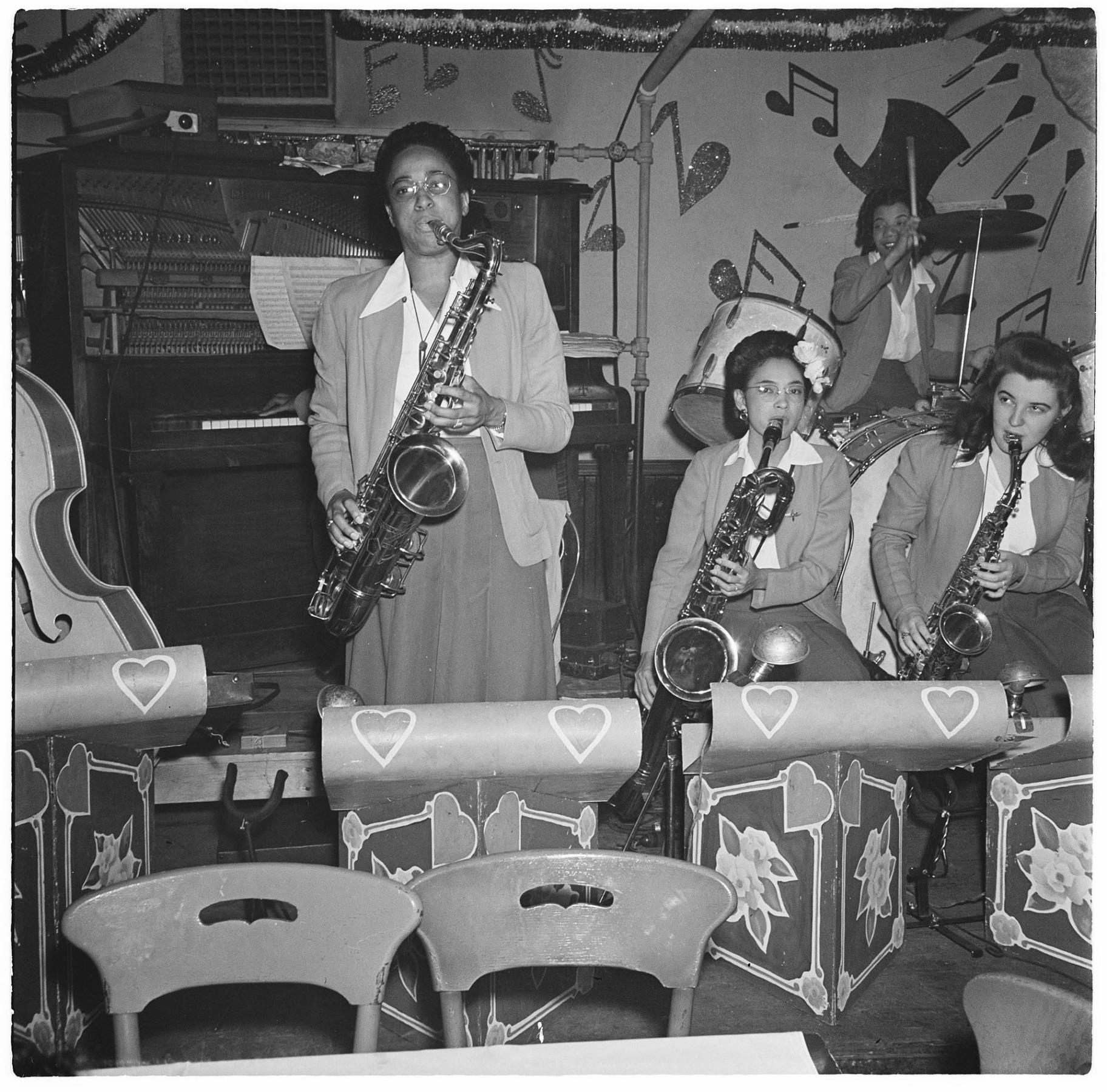 Image of International Sweethearts of Rhythm saxophonists, Seattle, September 1944