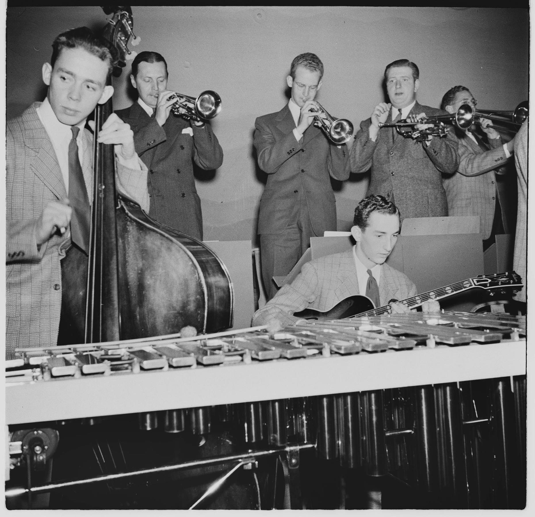Image of Sonny Booker on bass with Jerry Tucker's orchestra, circa 1947