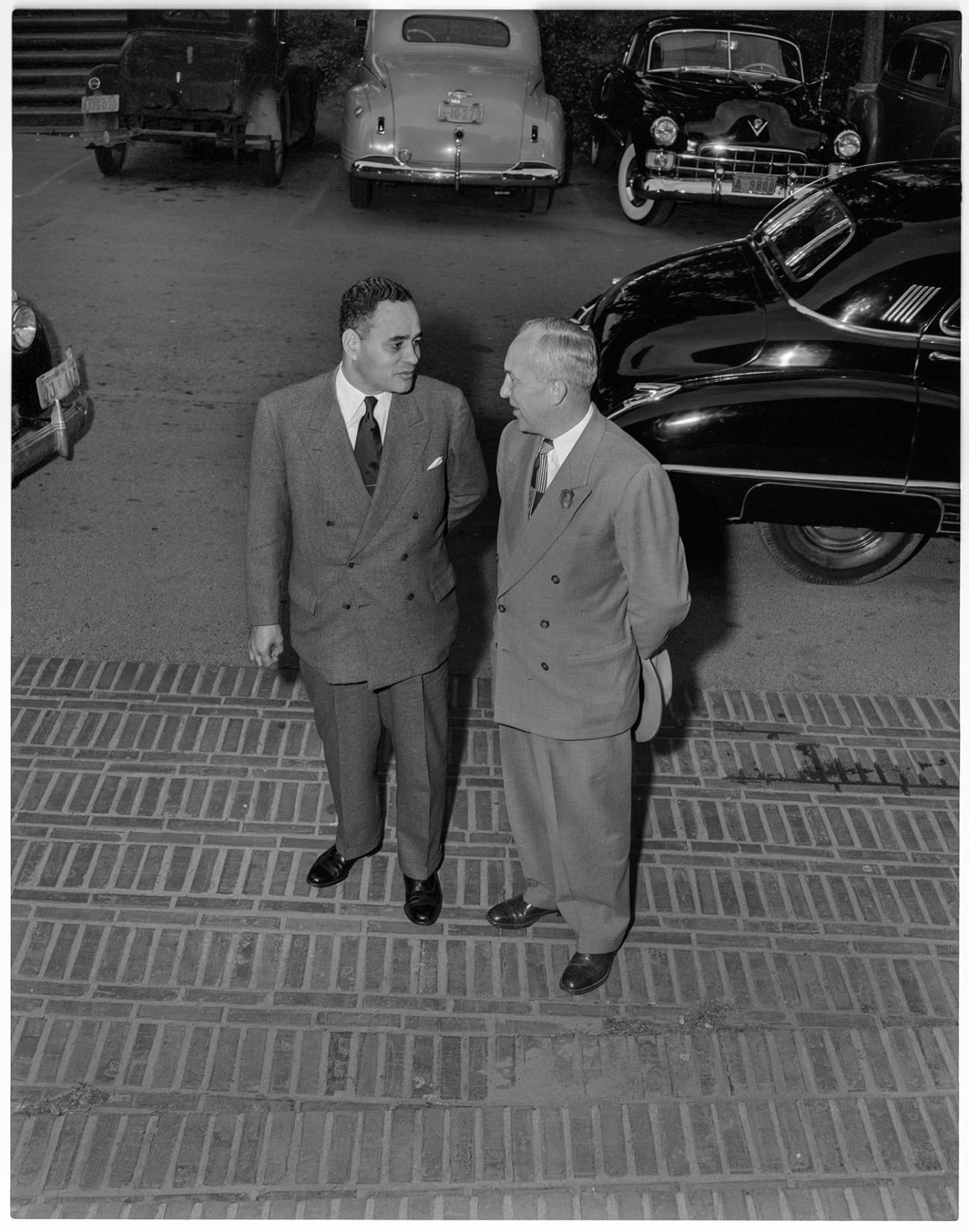 Image of Dr. Ralph Bunche talking with Governor Langlie, Seattle, July 7, 1949