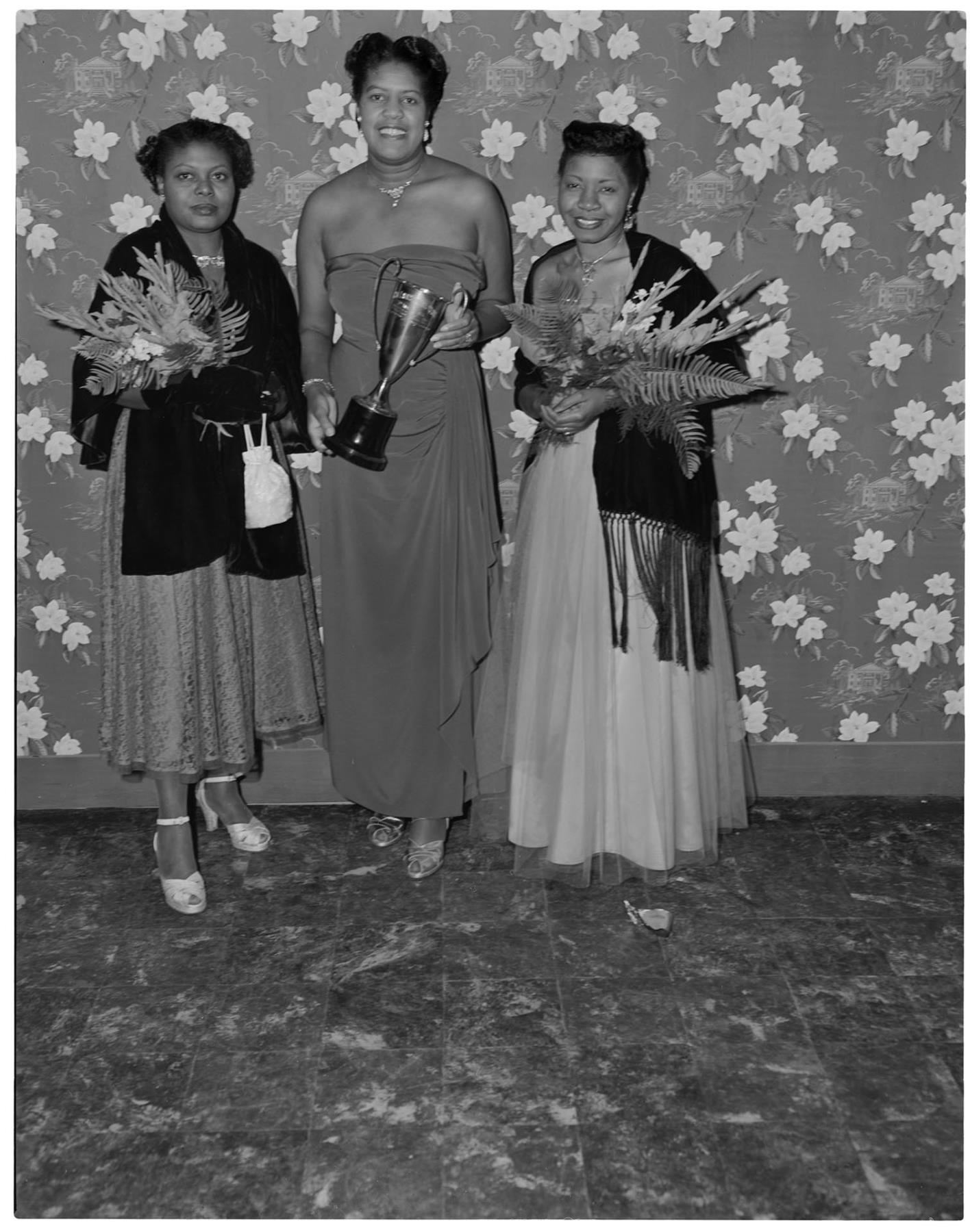 Image of Three women posing together, Seattle, circa 1950
