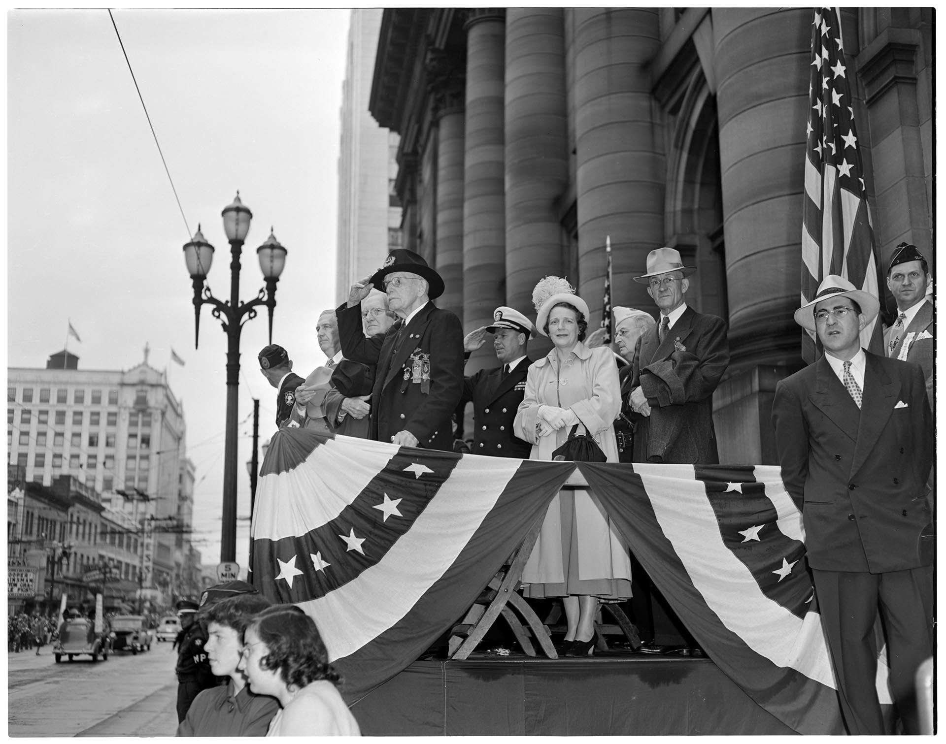 Image of Hiram Gale saluting parade, Seattle, April 3, 1948