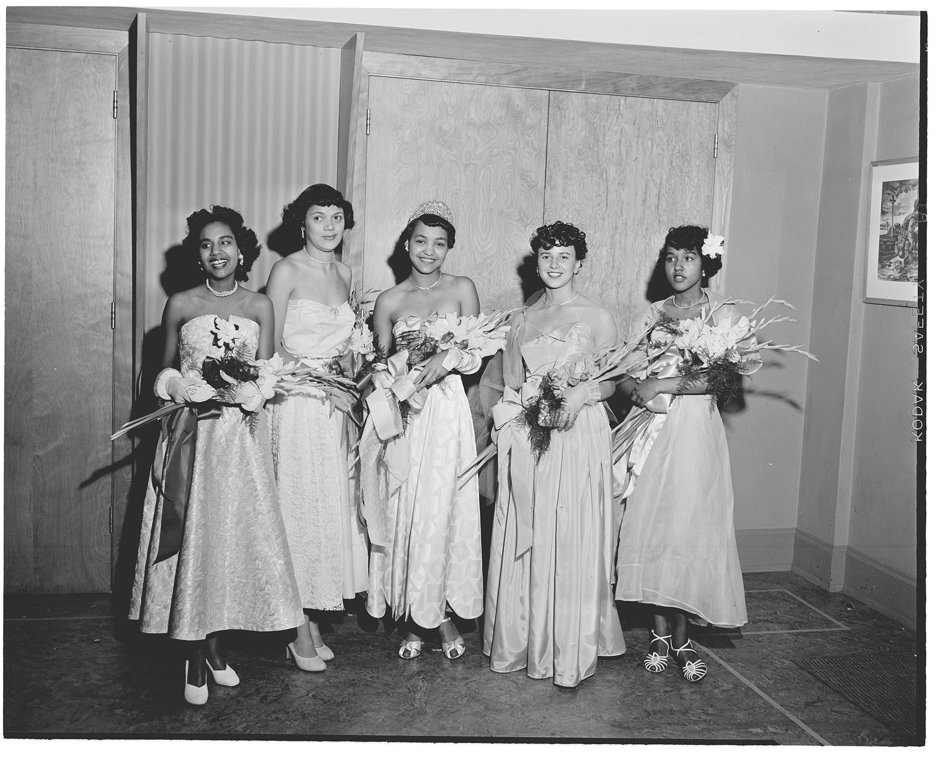 Image of Contestants for Mardi Gras Queen, Seattle, July 30, 1950