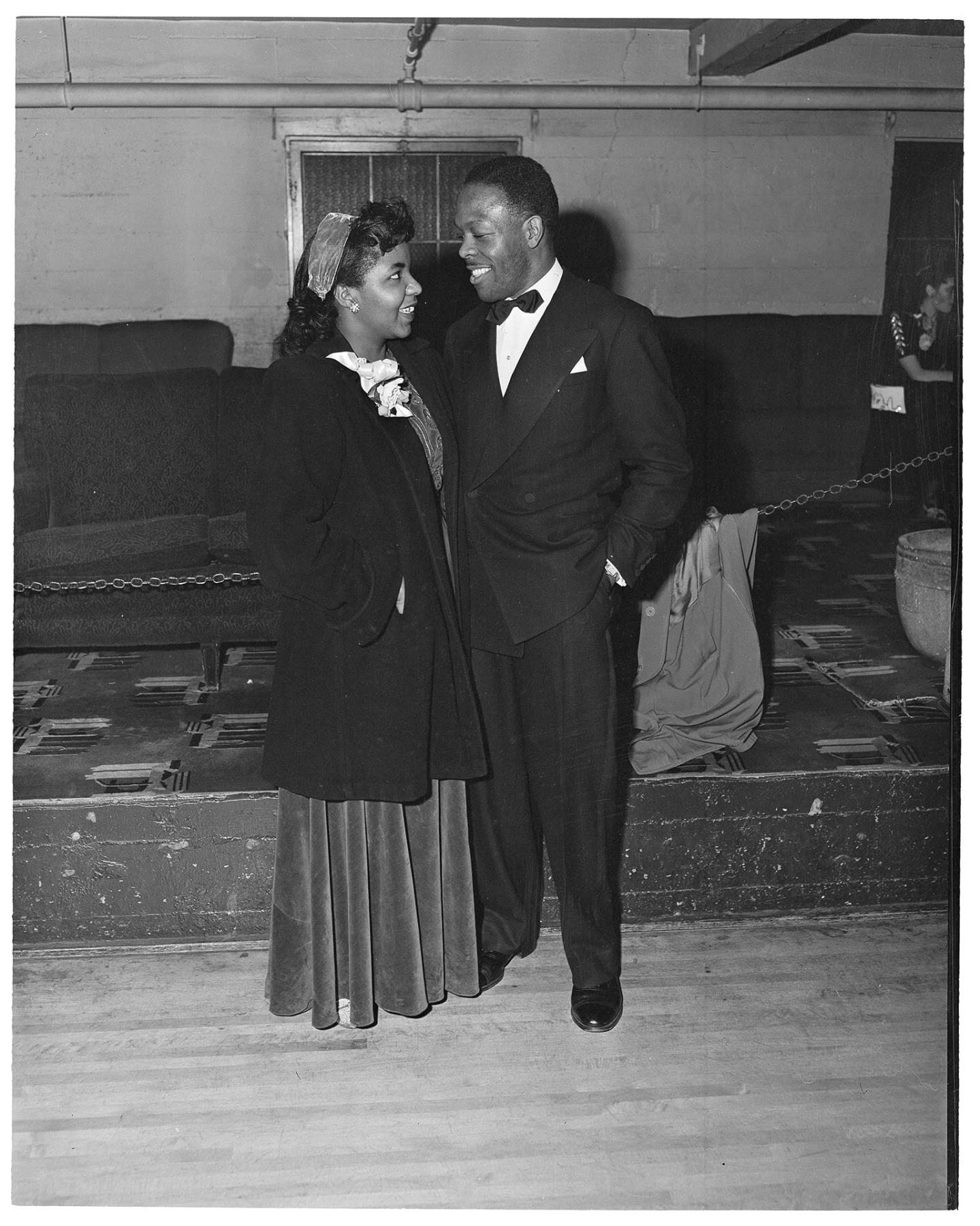Image of Couple at Entre Nous, Seattle, December 29, 1947