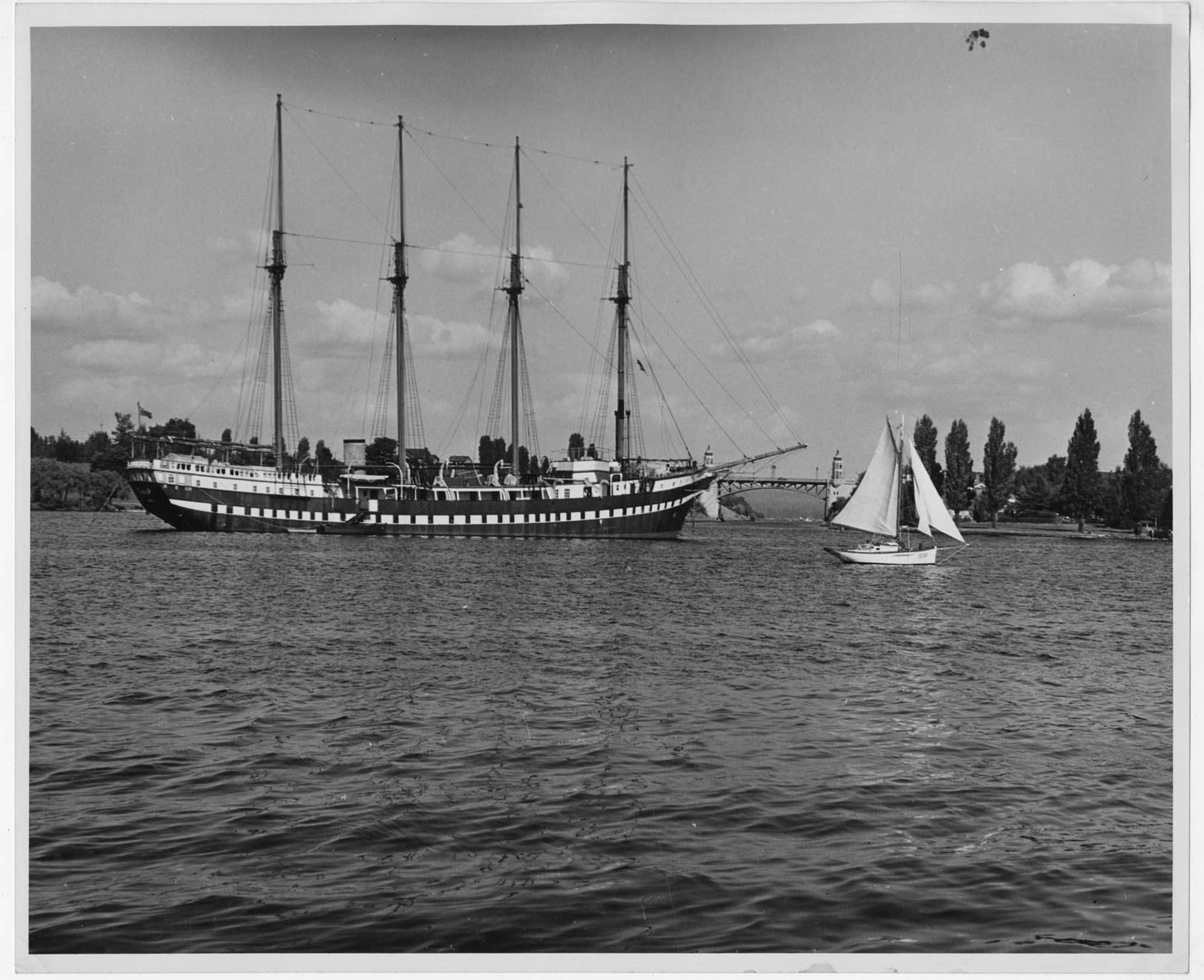 Image of Sailing yacht Fantome in Portage Bay, Seattle, circa 1954