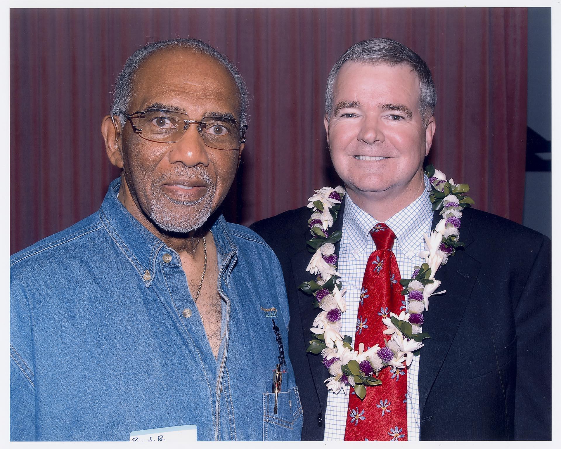 Image of Samuel McKinney and Mark Emmert, Seattle, 2007