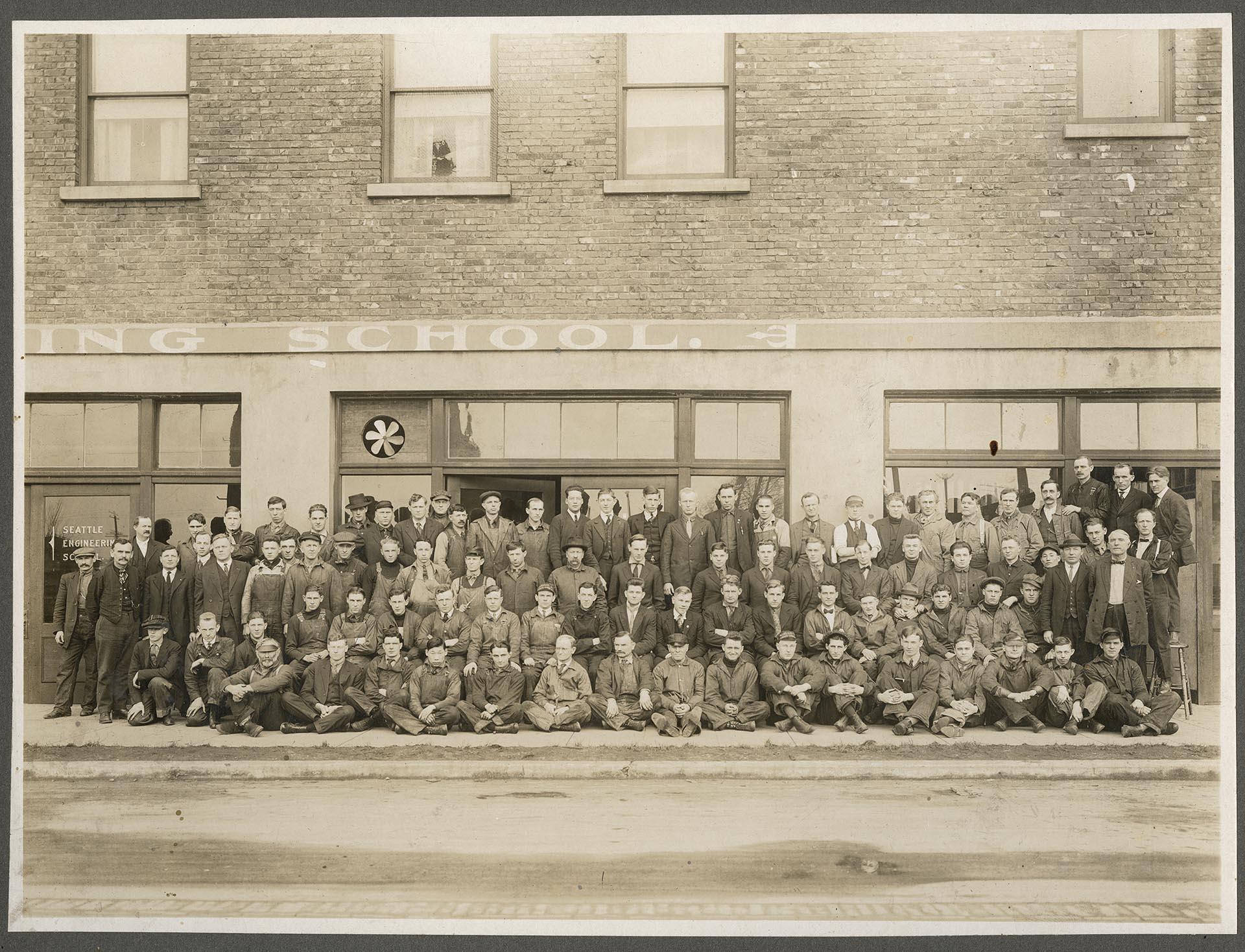 Image of Students posing outside Seattle Engineering School, 1917