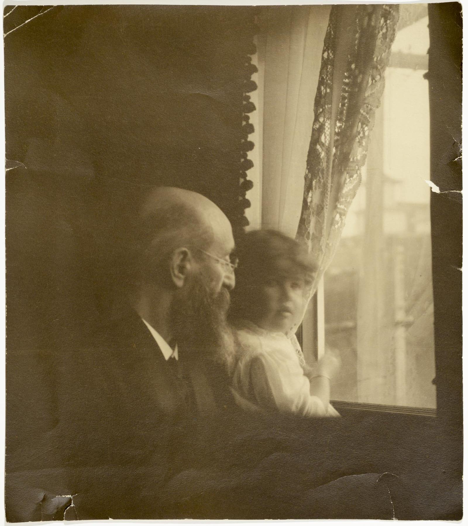 Image of Abraham Schwabacher and granddaughter Babette Eckstein, circa 1908