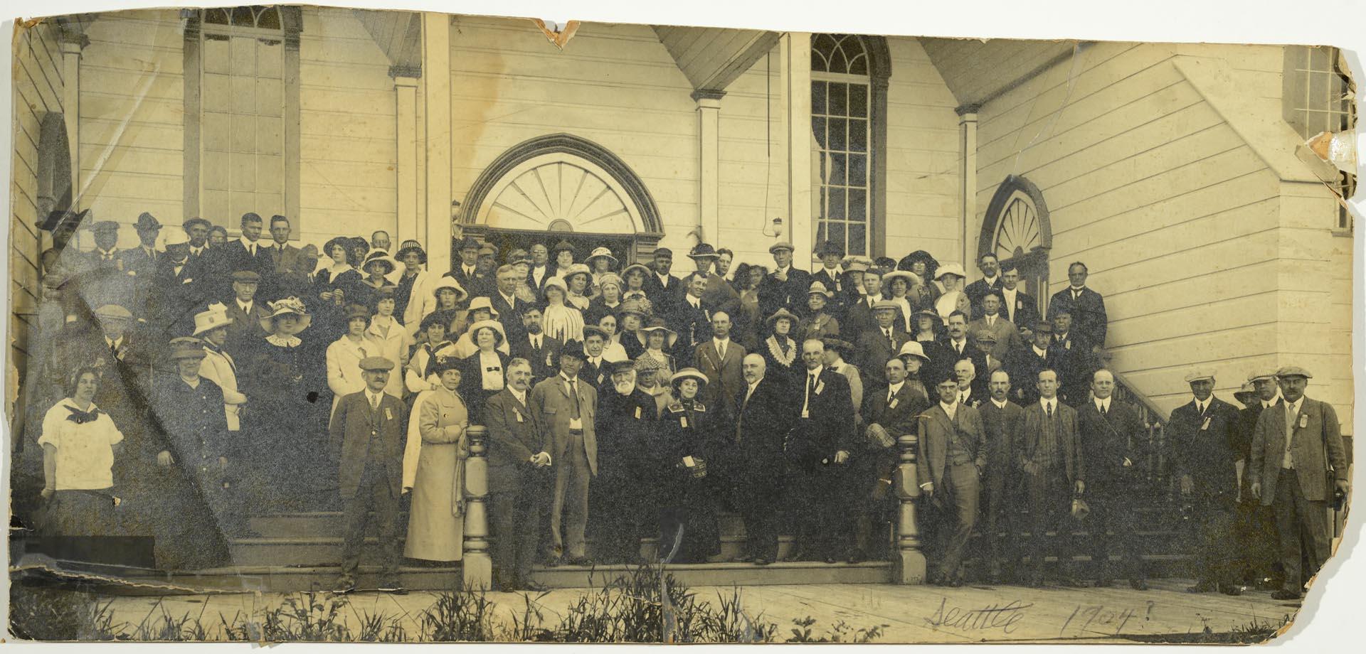 Image of Members of the Seattle Chamber of Commerce, circa 1904