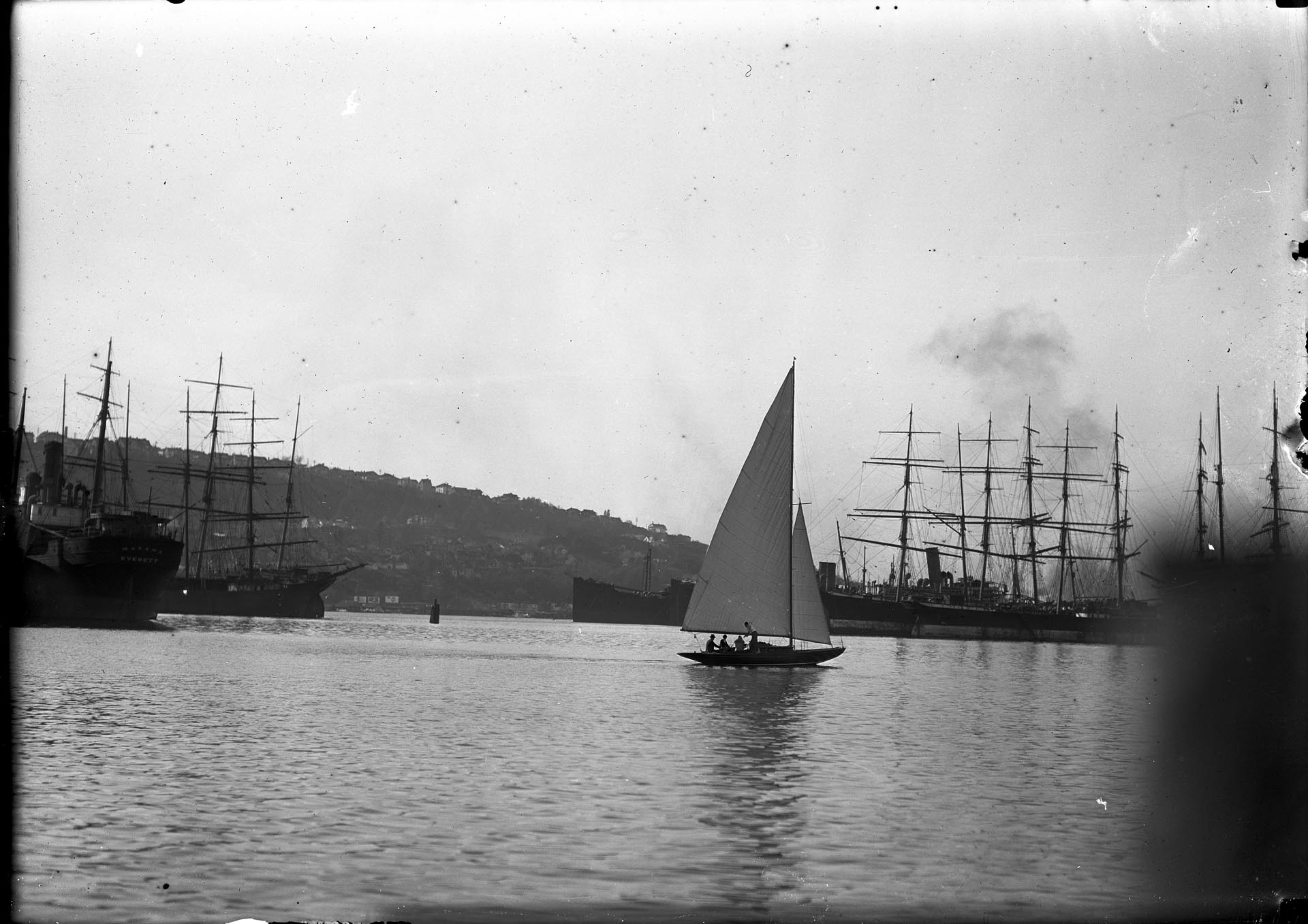 Image of Yacht Pirate sailing on Lake Union, Seattle, April 7, 1926