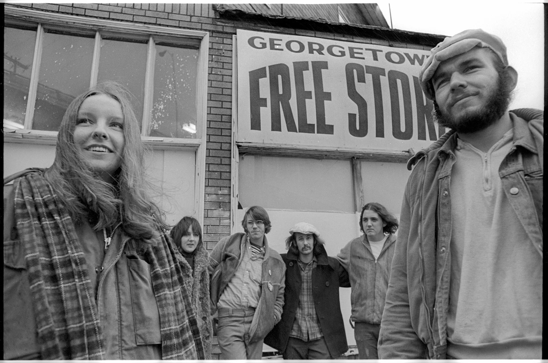 Image of SLF members outside Georgetown Free Store, December 15, 1970