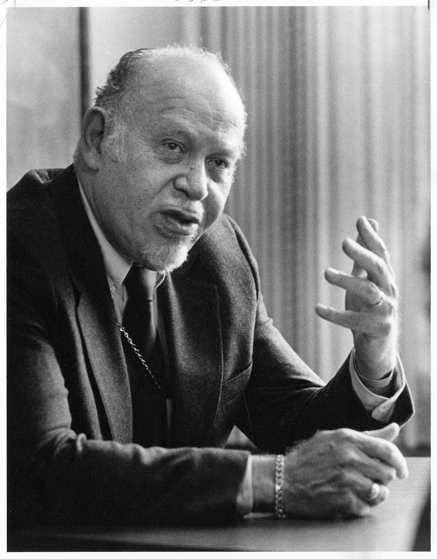 Image of Bishop John Hurst Adams discussing education, Seattle, November 19, 1987