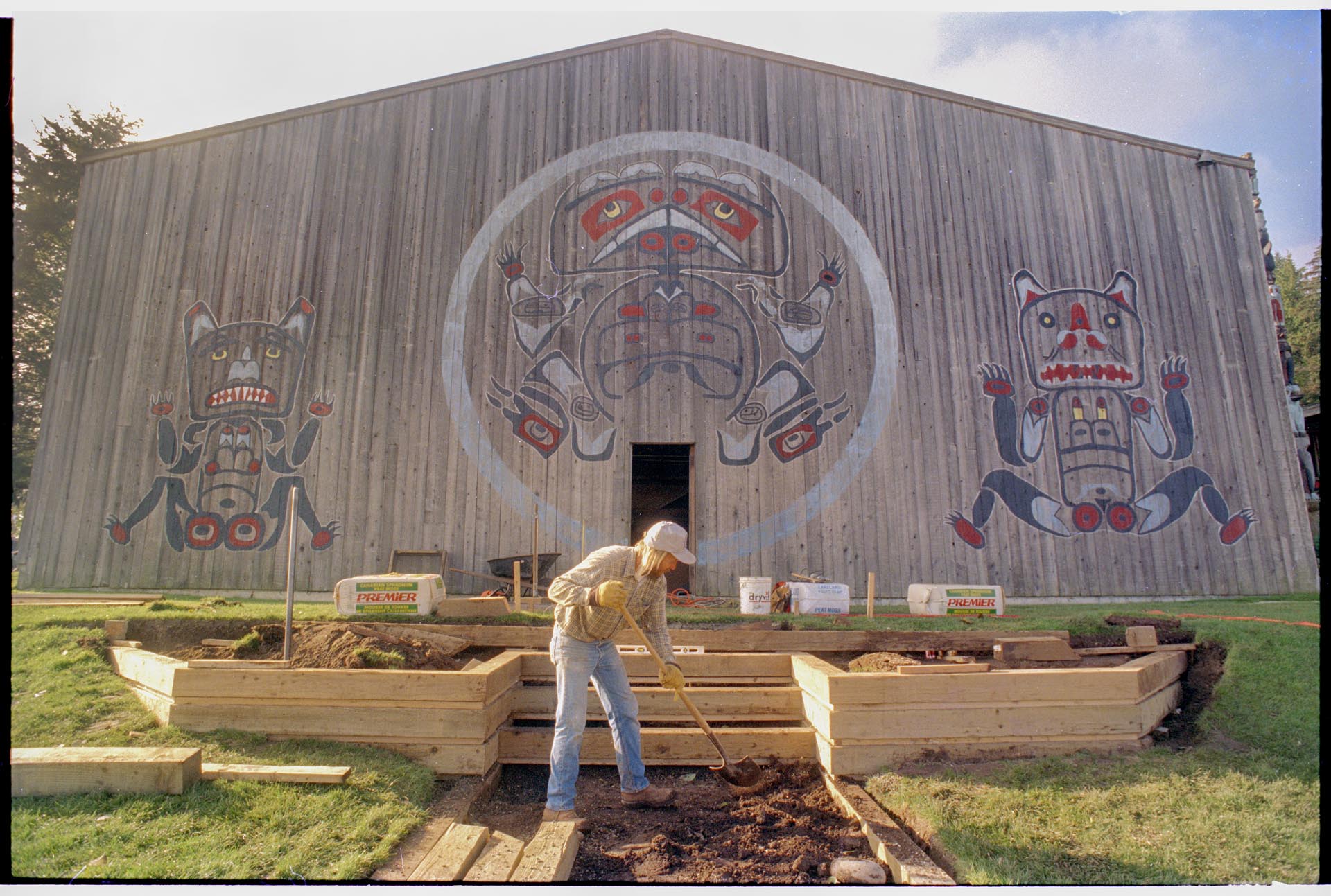 Image of Greg Broad building walkway at Tillicum Village prior to APEC conference, Blake Island, November 5, 1993