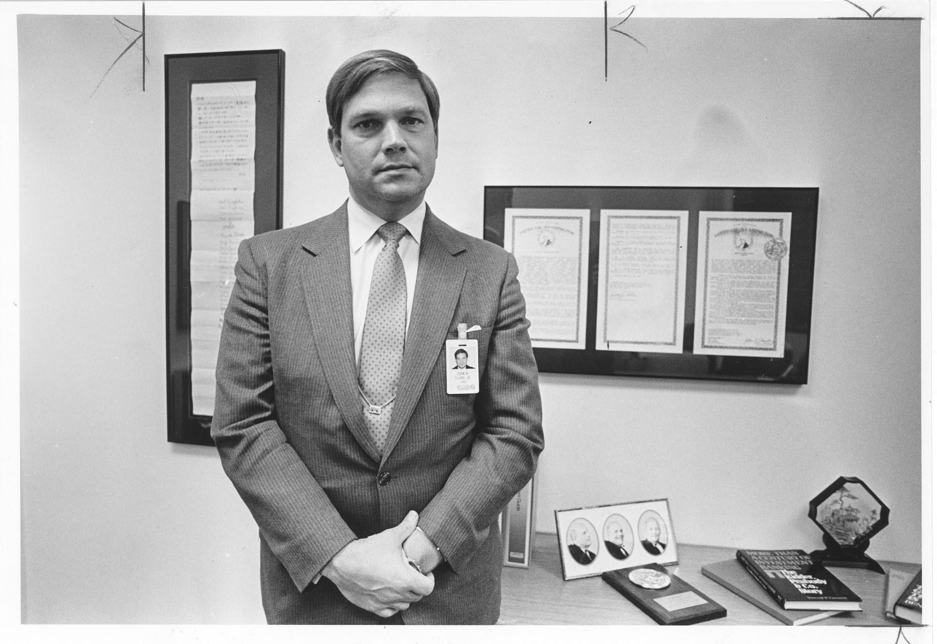 Image of John Fluke Jr. at Fluke Manufacturing, December 24, 1984