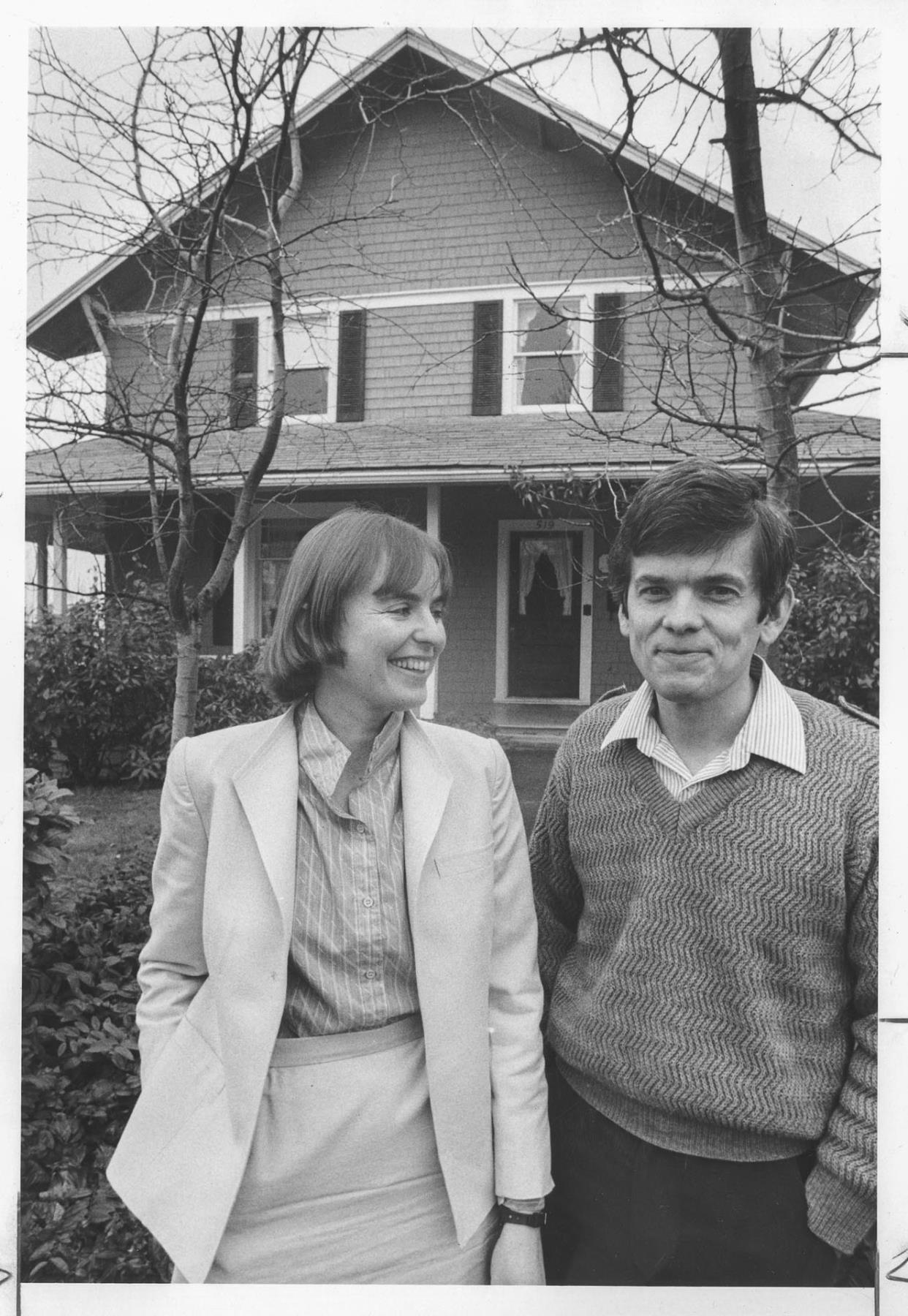 Image of Jack and Christine King in front of their home, Kirkland, February 28, 1986