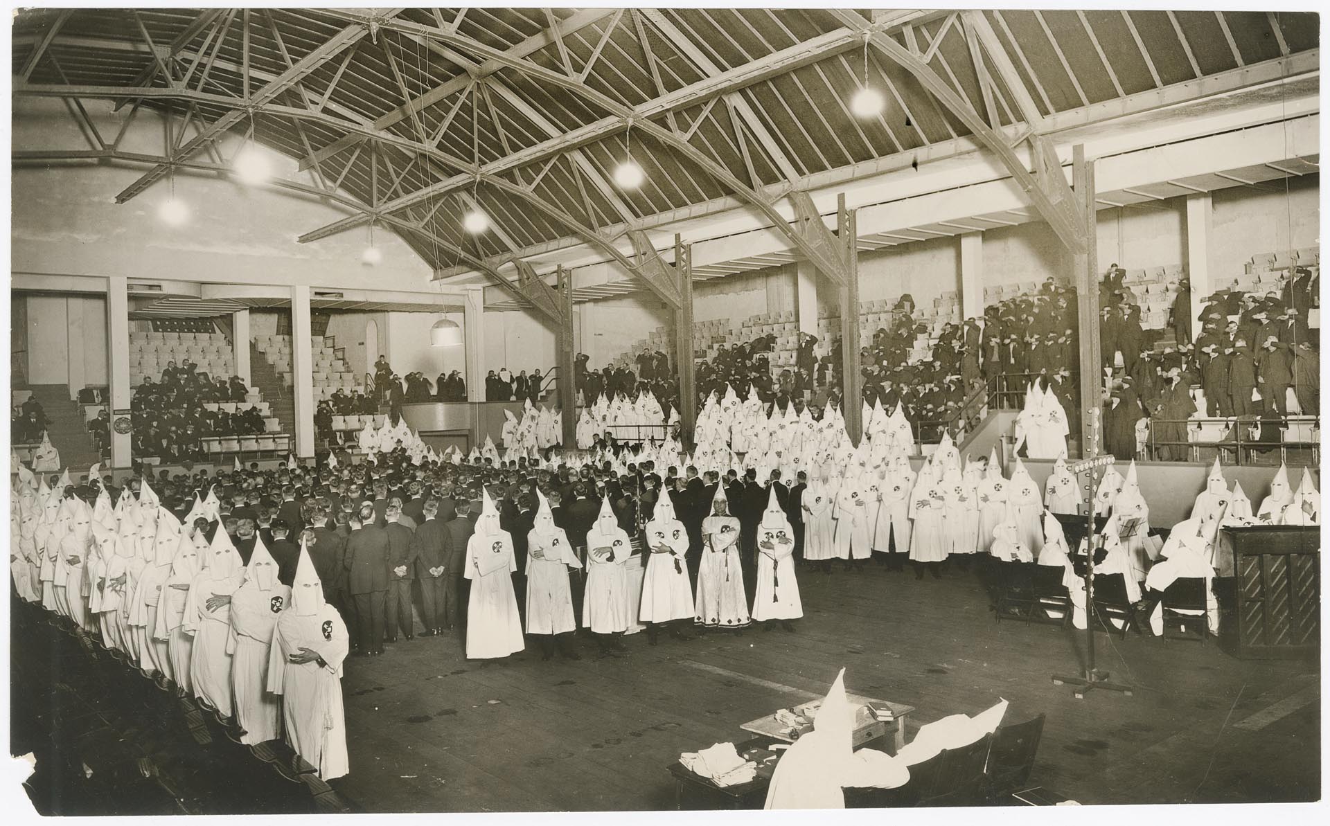 Image of Klansmen at event at Crystal Pool, Seattle, March 23, 1923