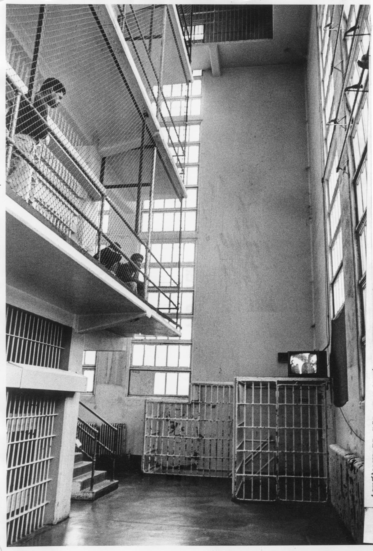 Image of Cuban detainees watching TV at McNeil Island Penitentiary, February 1981