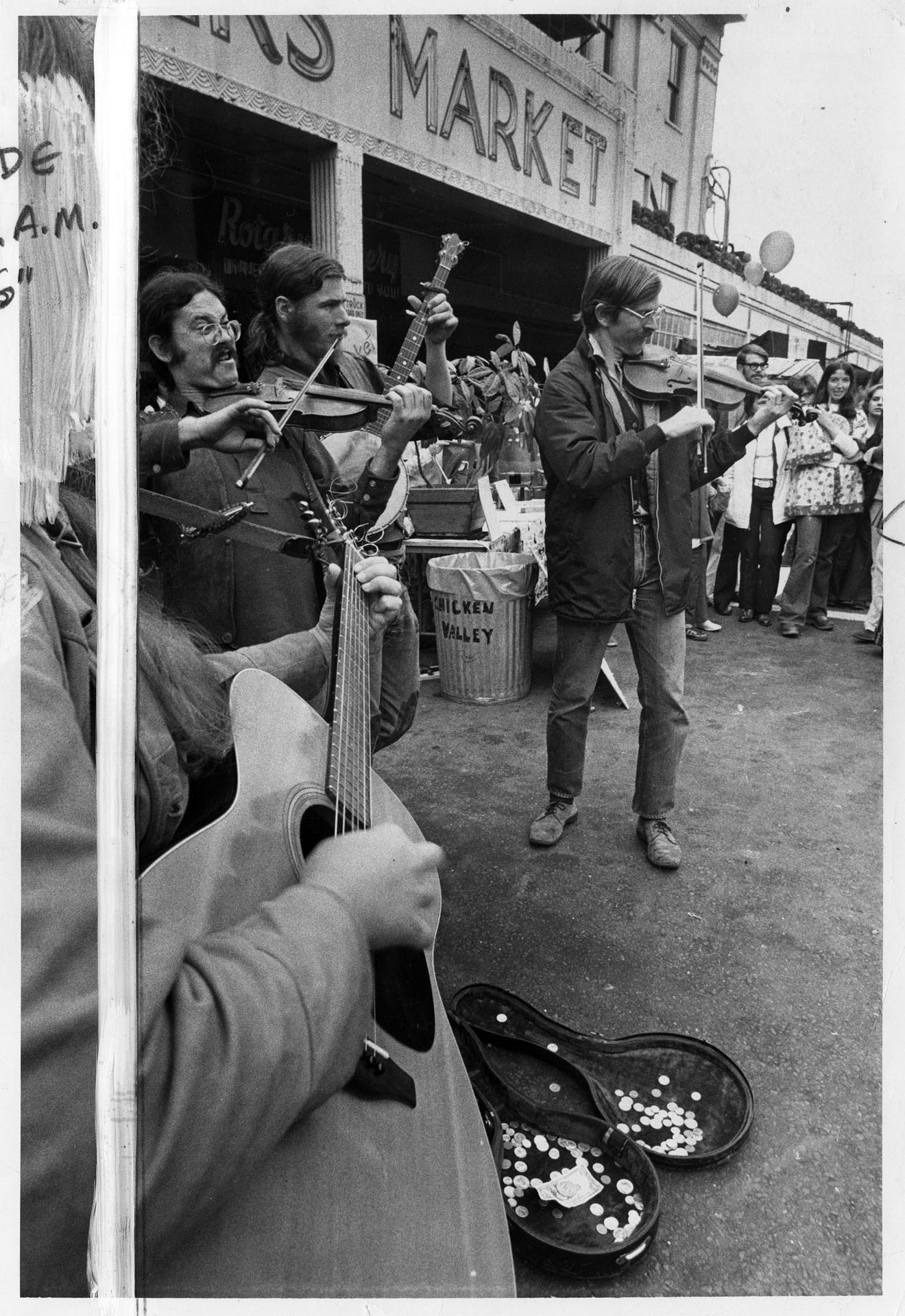 Image of Gypsy Gyppo String Band playing at Pike Place Market, Seattle, May 27, 1973