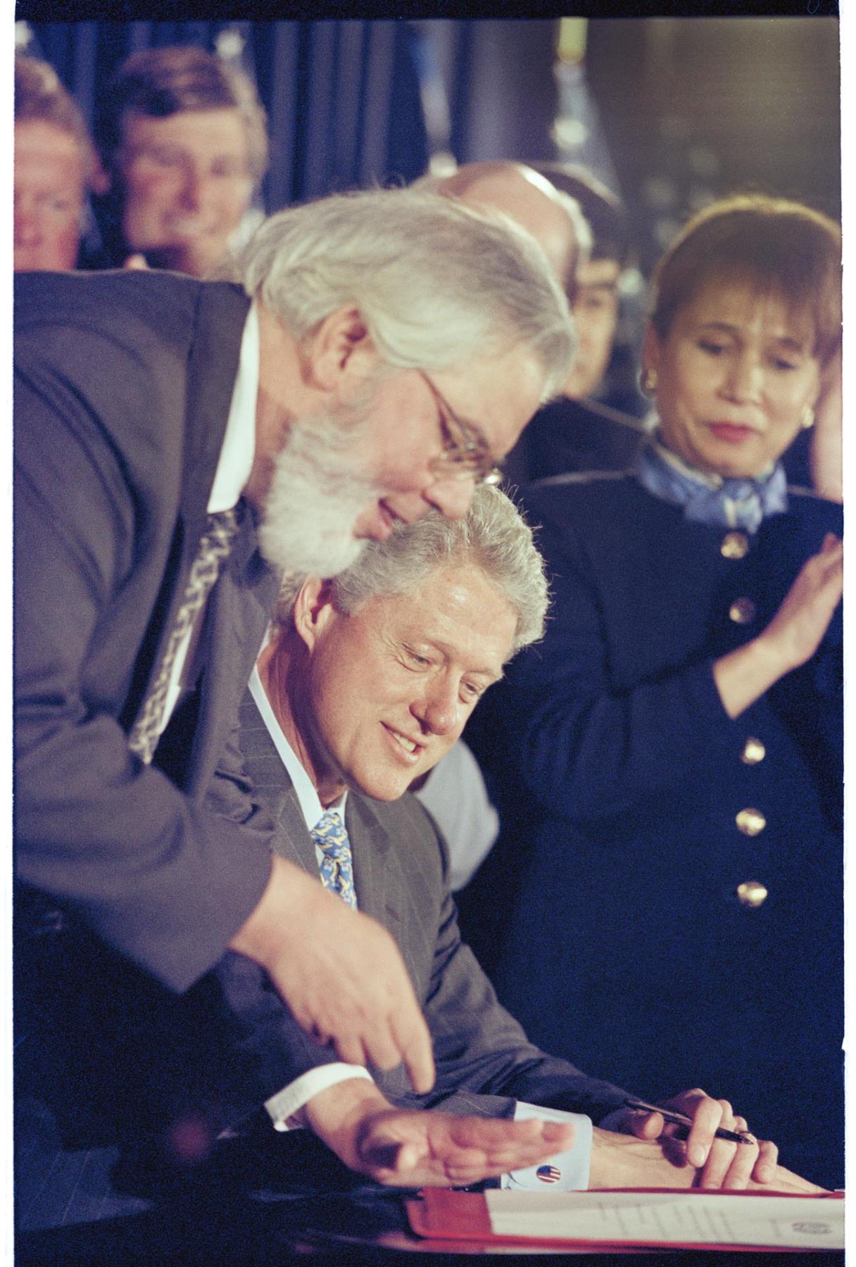 Image of President Clinton at WTO conference, Seattle, December 2, 1999