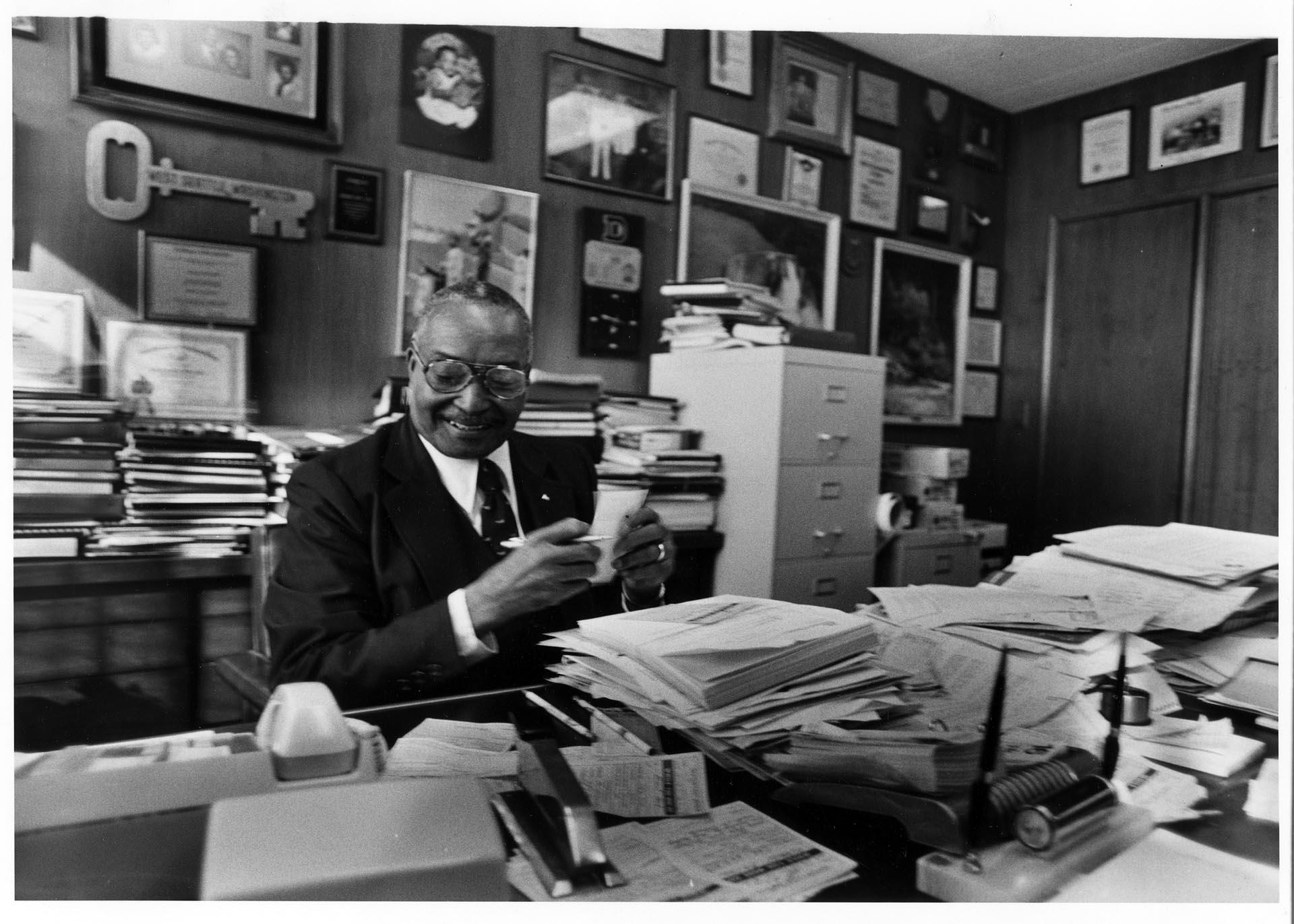 Image of Sam Smith in his office, October 13, 1981