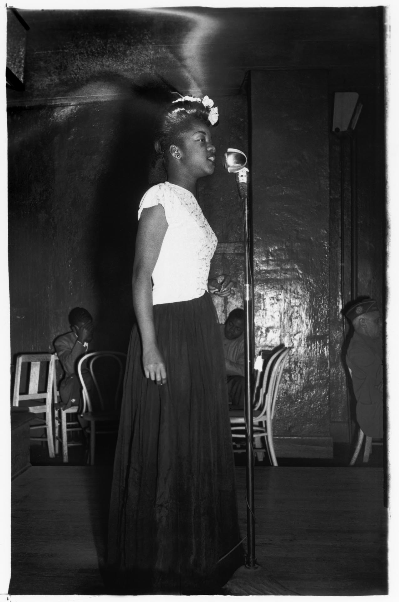 Image of Ernestine Anderson singing at the Black and Tan, Seattle, circa 1947
