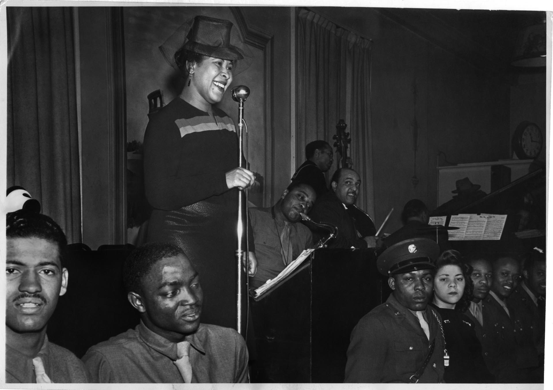 Image of Dee Dee Hackett at the Union Club, Seattle, circa 1944