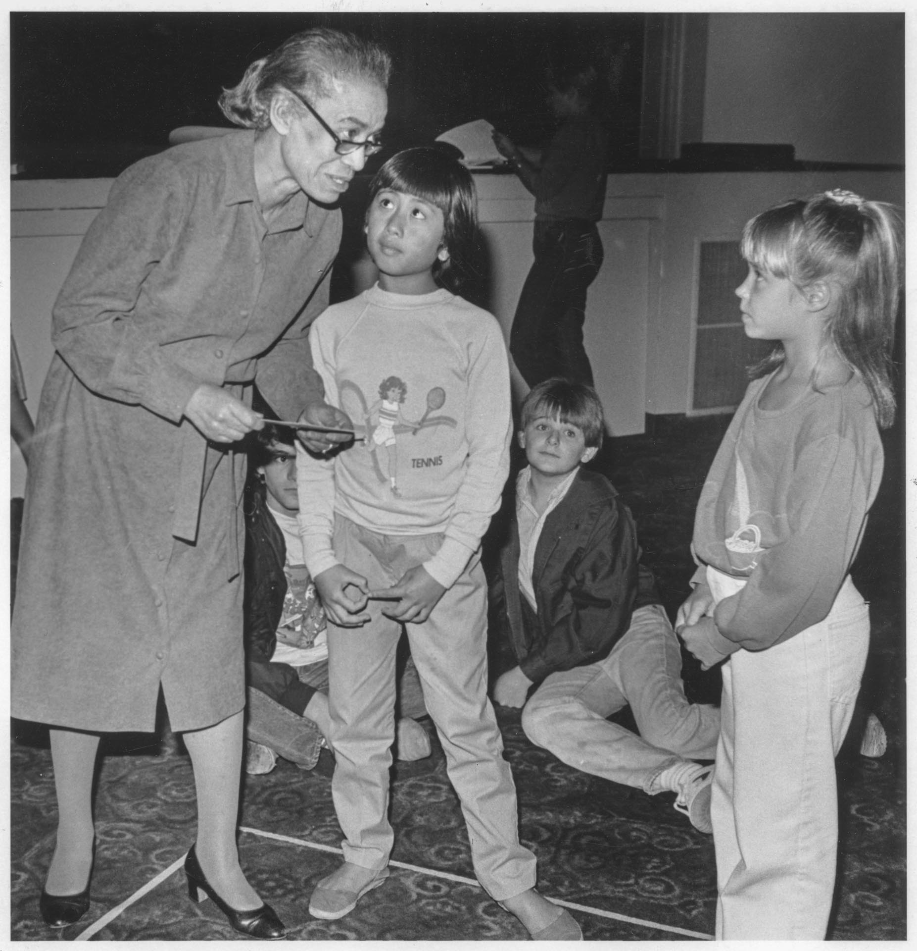 Image of Roberta Byrd Barr rehearsing 