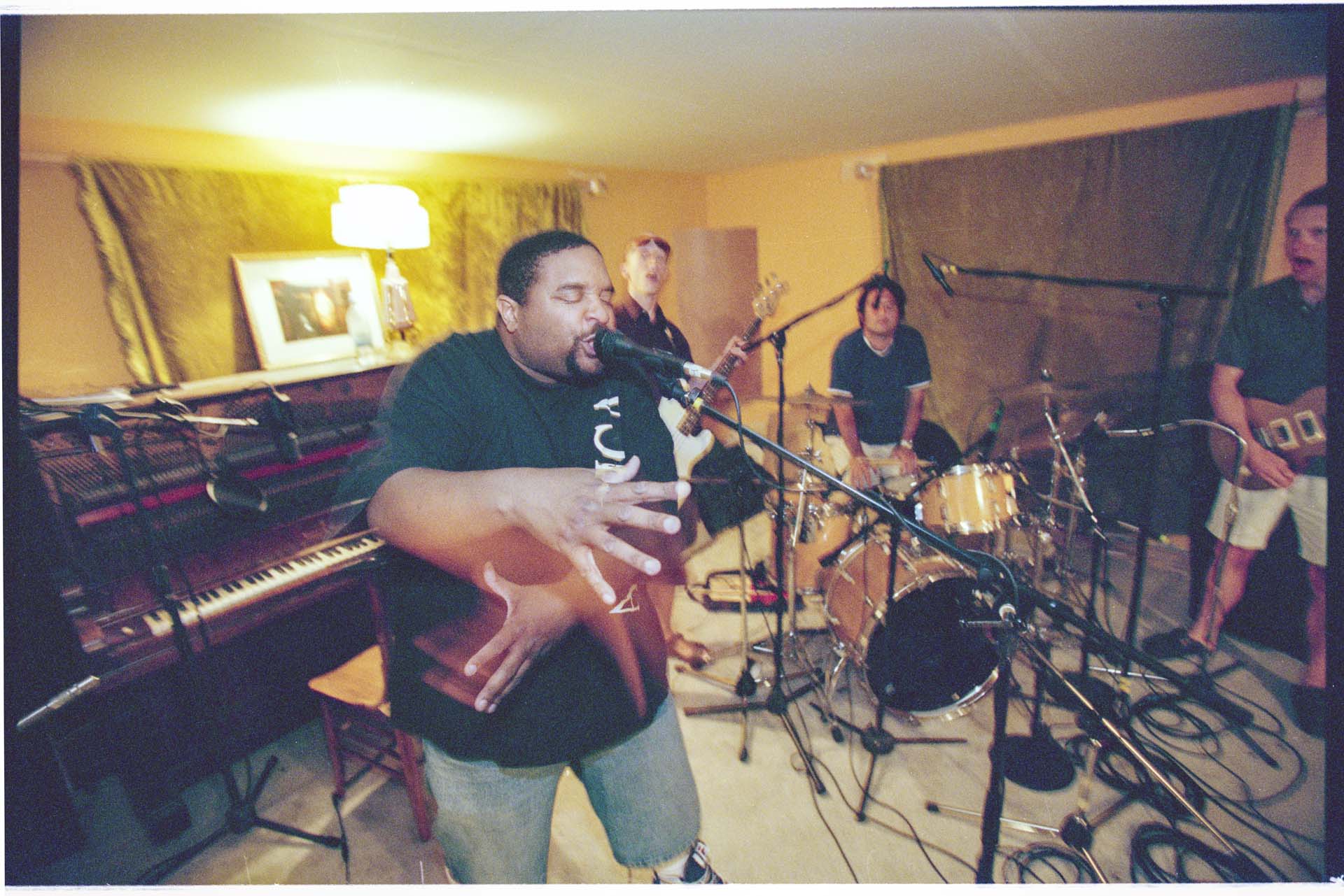 Image of Sir Mix-A-Lot recording with PUSA at Jupiter Studios, Seattle, July 1999