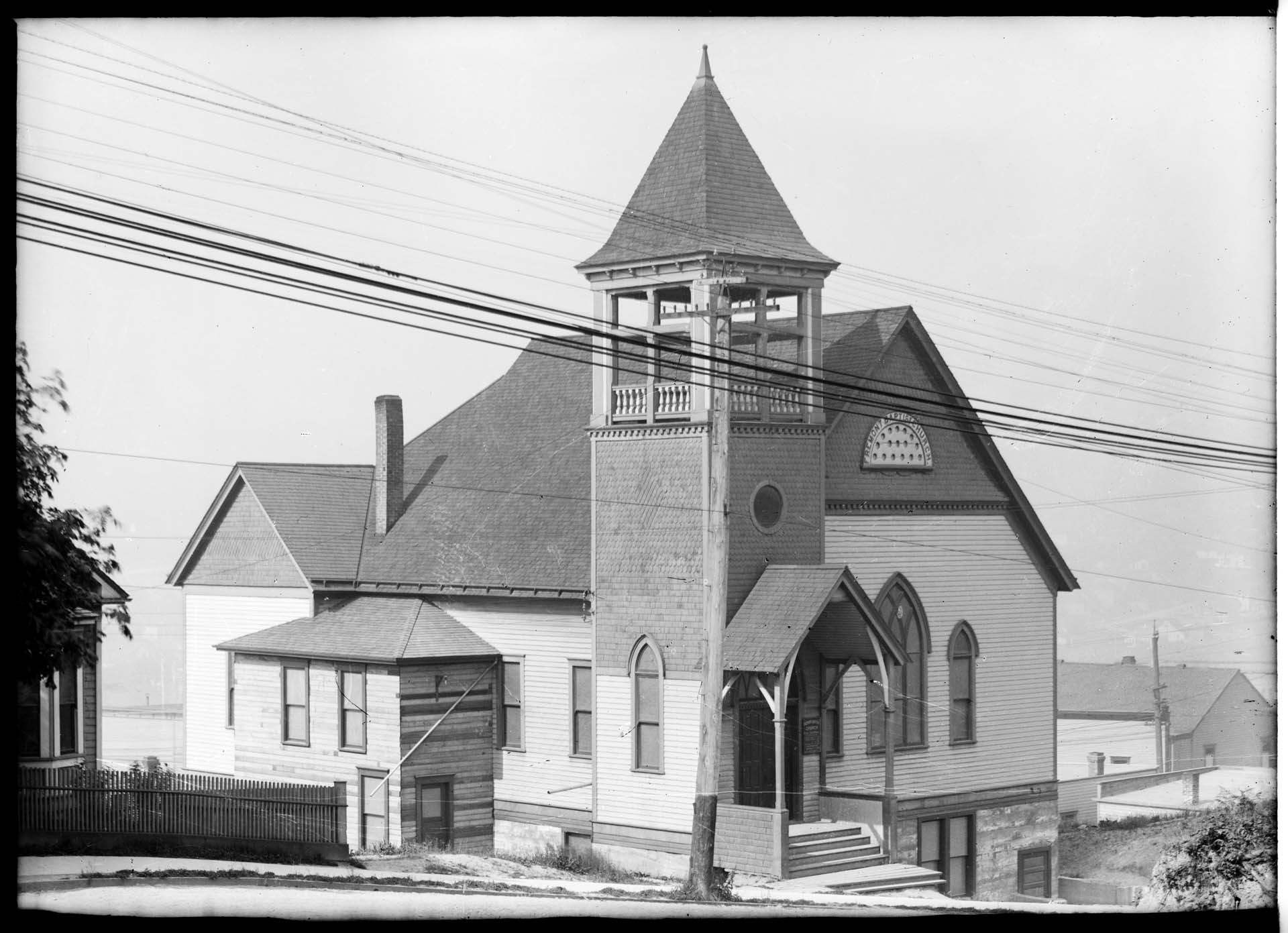 Image of Fremont Baptist Church, Seattle, circa 1915