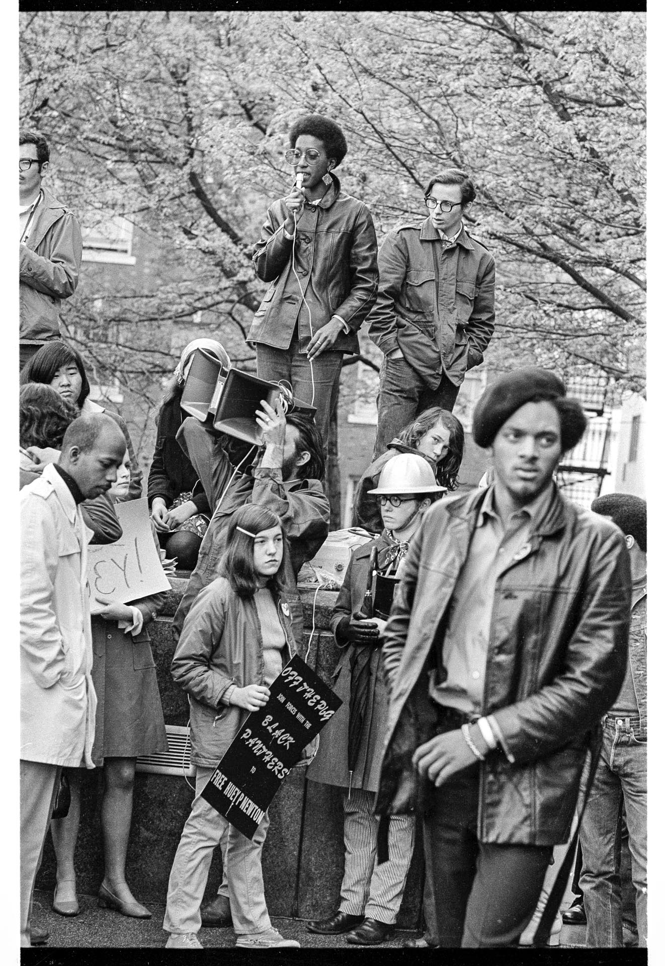 Image of Rally in support of Huey Newton at federal Courthouse, Seattle, May 1, 1969