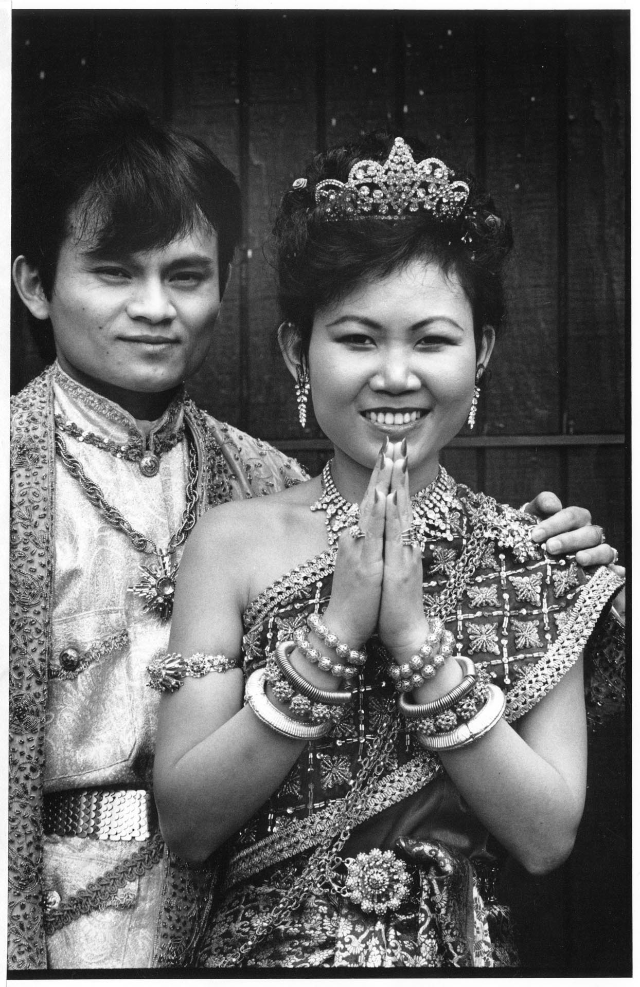 The Details of Shin Min Ah's Wedding Ensemble—Plus, a Look Back on the  Actress as a K-Drama Bride | ABS-CBN Metro.Style, image size:1244x1920