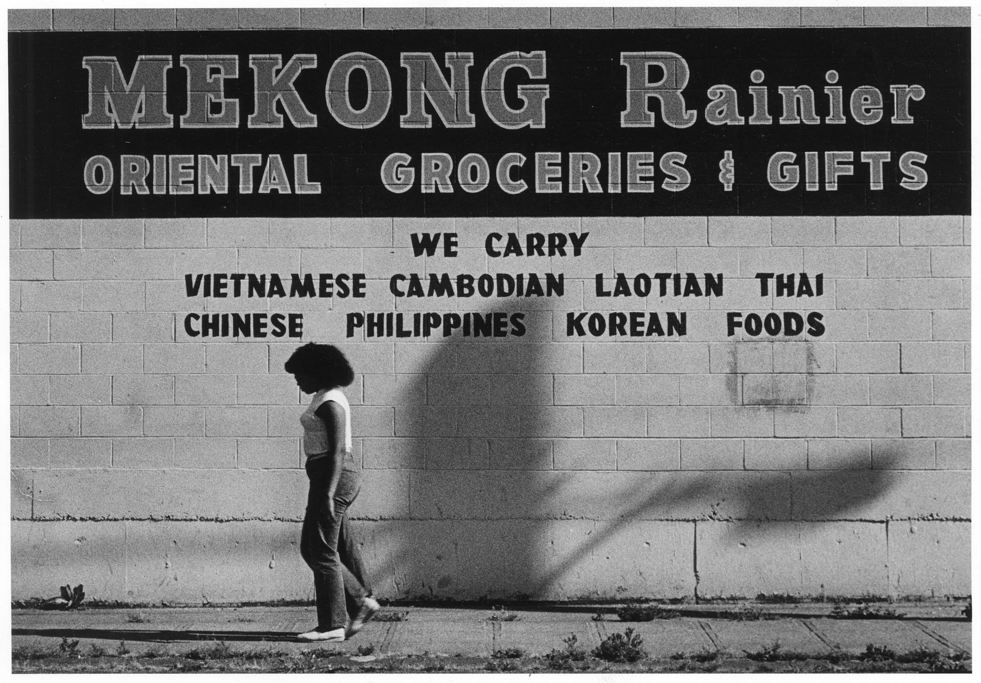 Image of Mekong Rainier Supermarket in Rainier Valley, Seattle, July 12, 1983