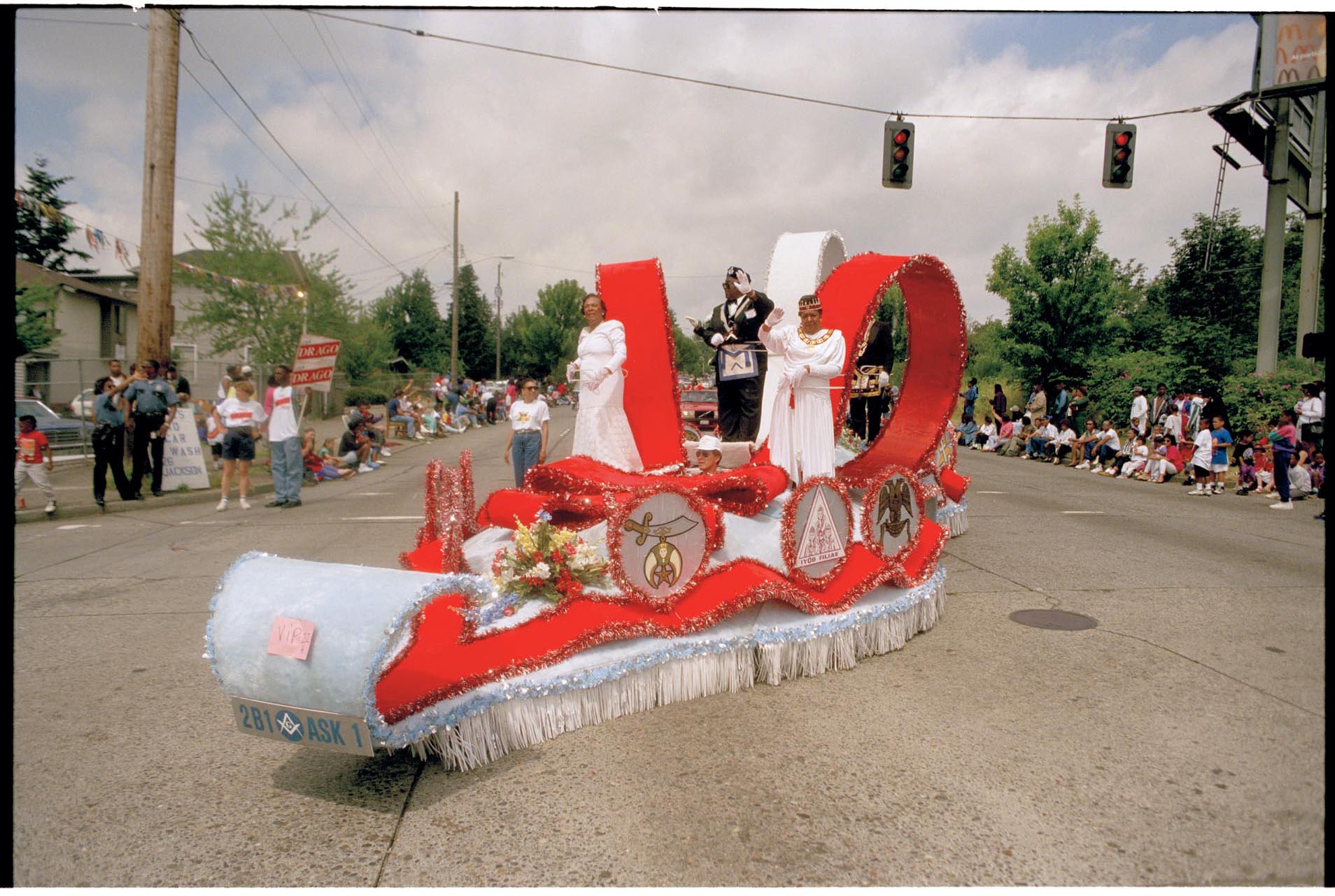 Image of Freemasons float at Mardi Gras parade, July 25, 1993