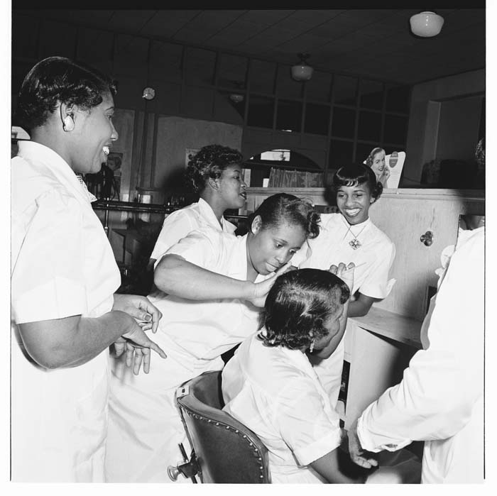Image of Students at Marie Edwards Beauty School, Seattle, circa 1955