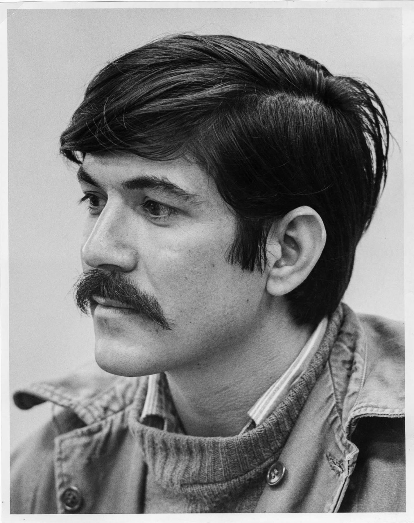 Image of Roberto Trevino discussing the Chicano Movement, Seattle, May 9, 1970