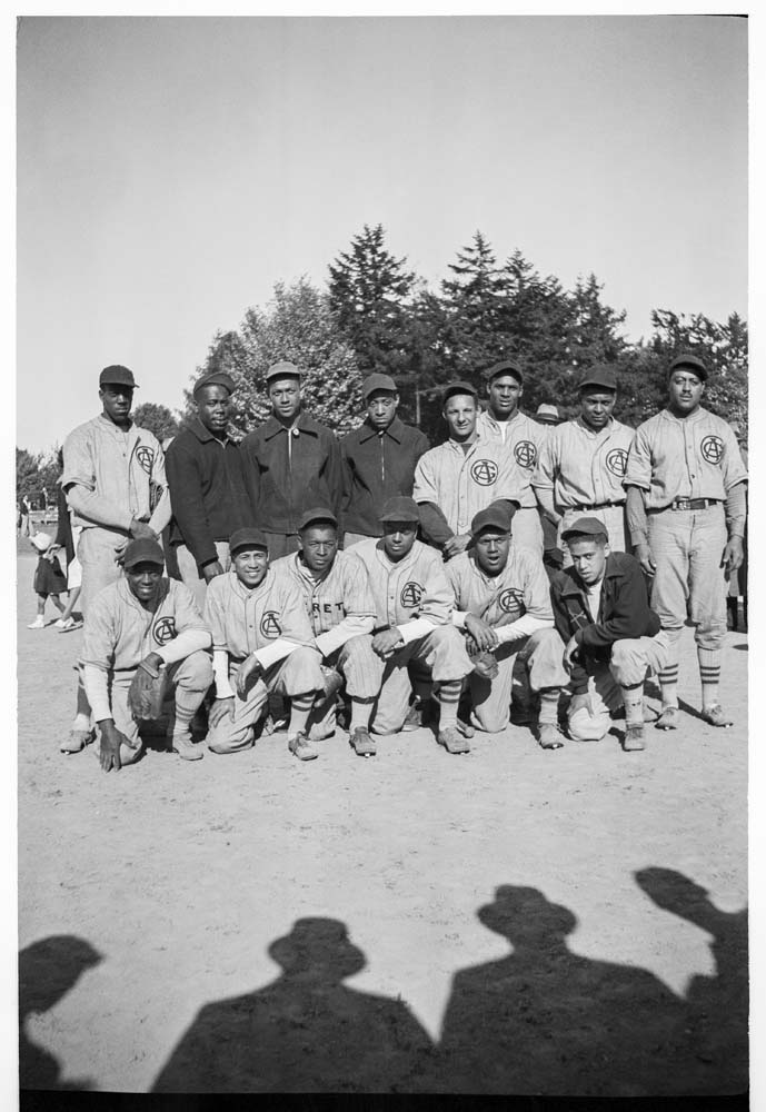 Image of Men's baseball team, Seattle, circa 1940