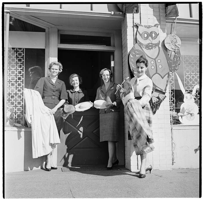 Image of Women standing in front of Wise Penny Thrift Shop, Seattle, 1965