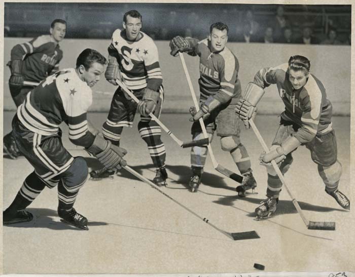 Image of Seattle Ironmen vs. New Westminster Royals during season opener, October 7, 1951