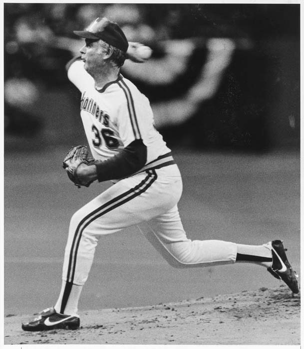 Image of Gaylord Perry throwing first pitch of season, Seattle, April 5, 1983