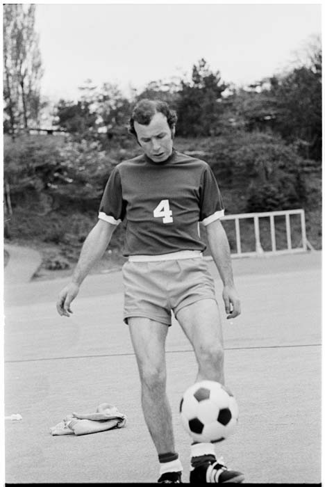 Image of Willie Penman at Seattle Sounders' first practice, May 1, 1974
