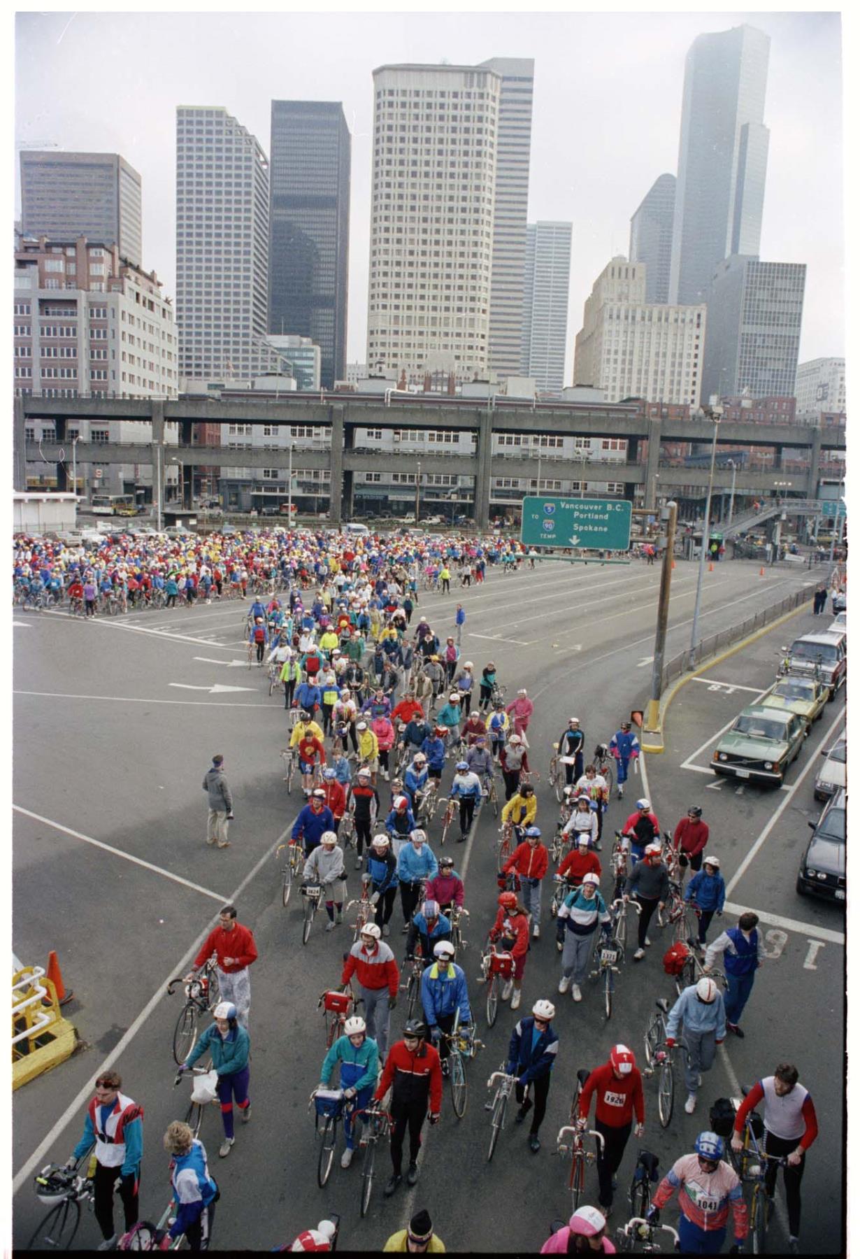 Image of Cyclists gathering at Colman Dock for Chilly Hilly bike ride, Seattle, February 24, 1991