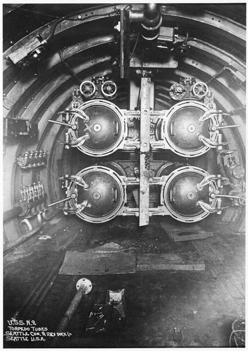 Image of USS N.2 Torpedo Tubes, Seattle Construction & Dry Dock Co., circa 1917