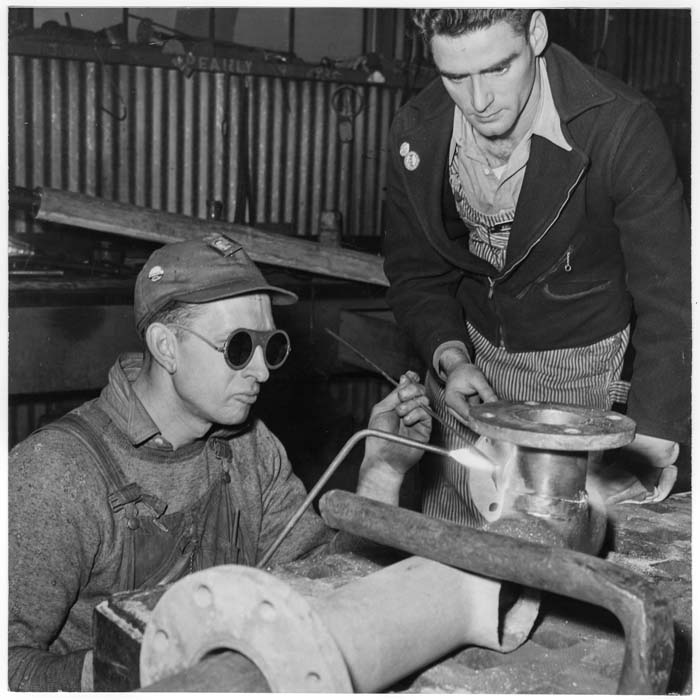 Image of Welders, Seattle-Tacoma Shipbuilding Corporation, Seattle Division, circa 1943