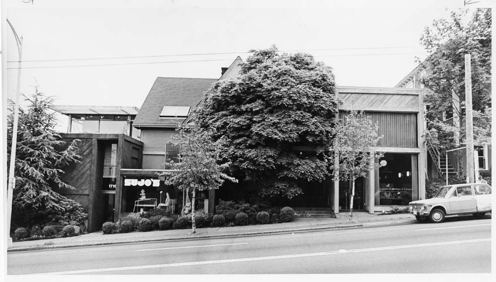 Image of Benjamin McAdoo's mixed-use home and office building, Seattle, May 1981