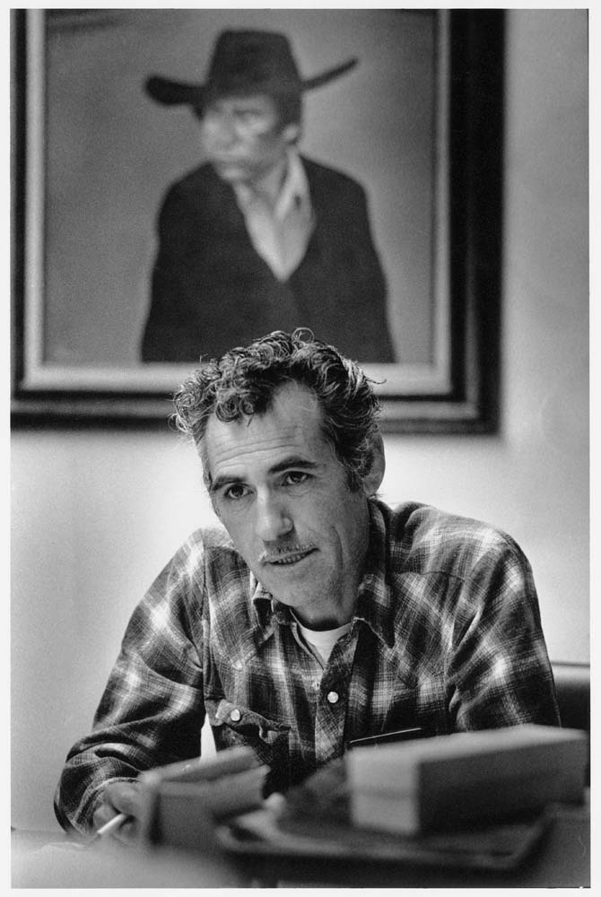 Image of Tomás Villanueva at United Farm Workers office, Granger, May 3, 1989