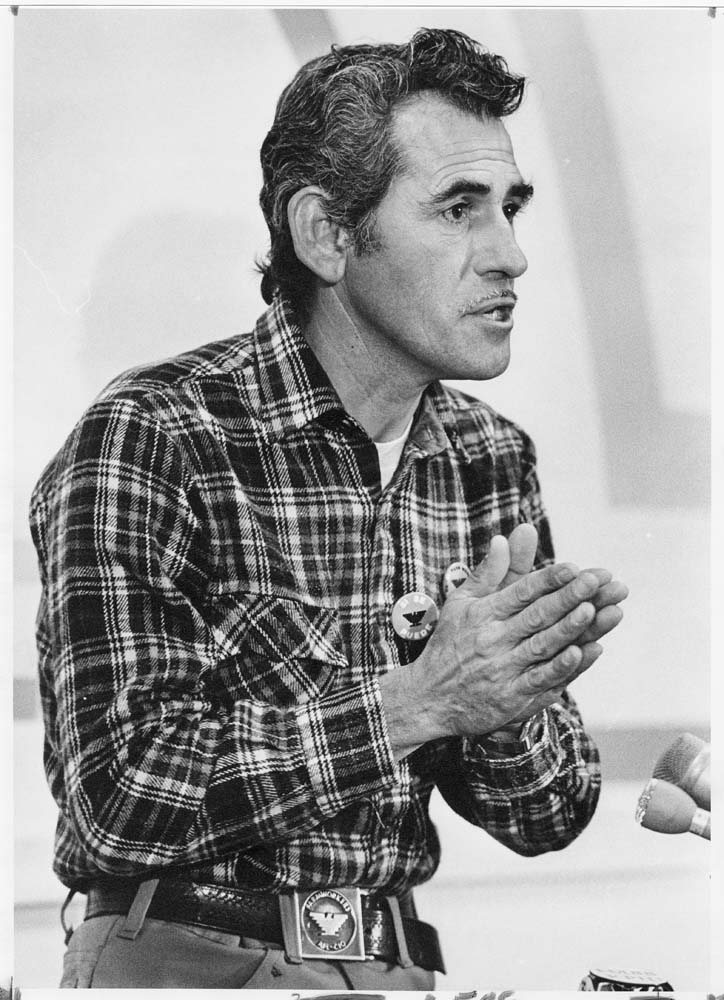 Image of Tomás Villanueva speaking at press conference, Seattle, October 29, 1987