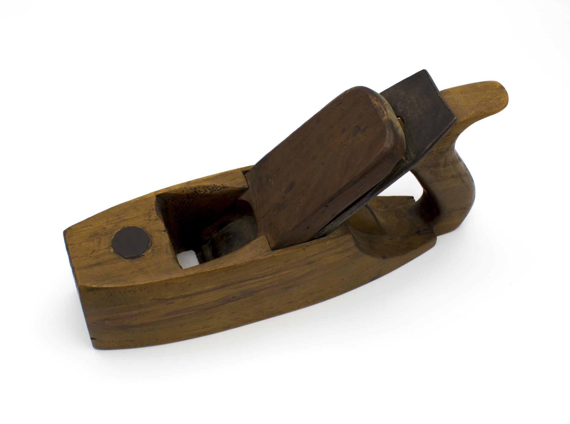 Image of Wood leveling plane made by Arthur Denny, 1800s