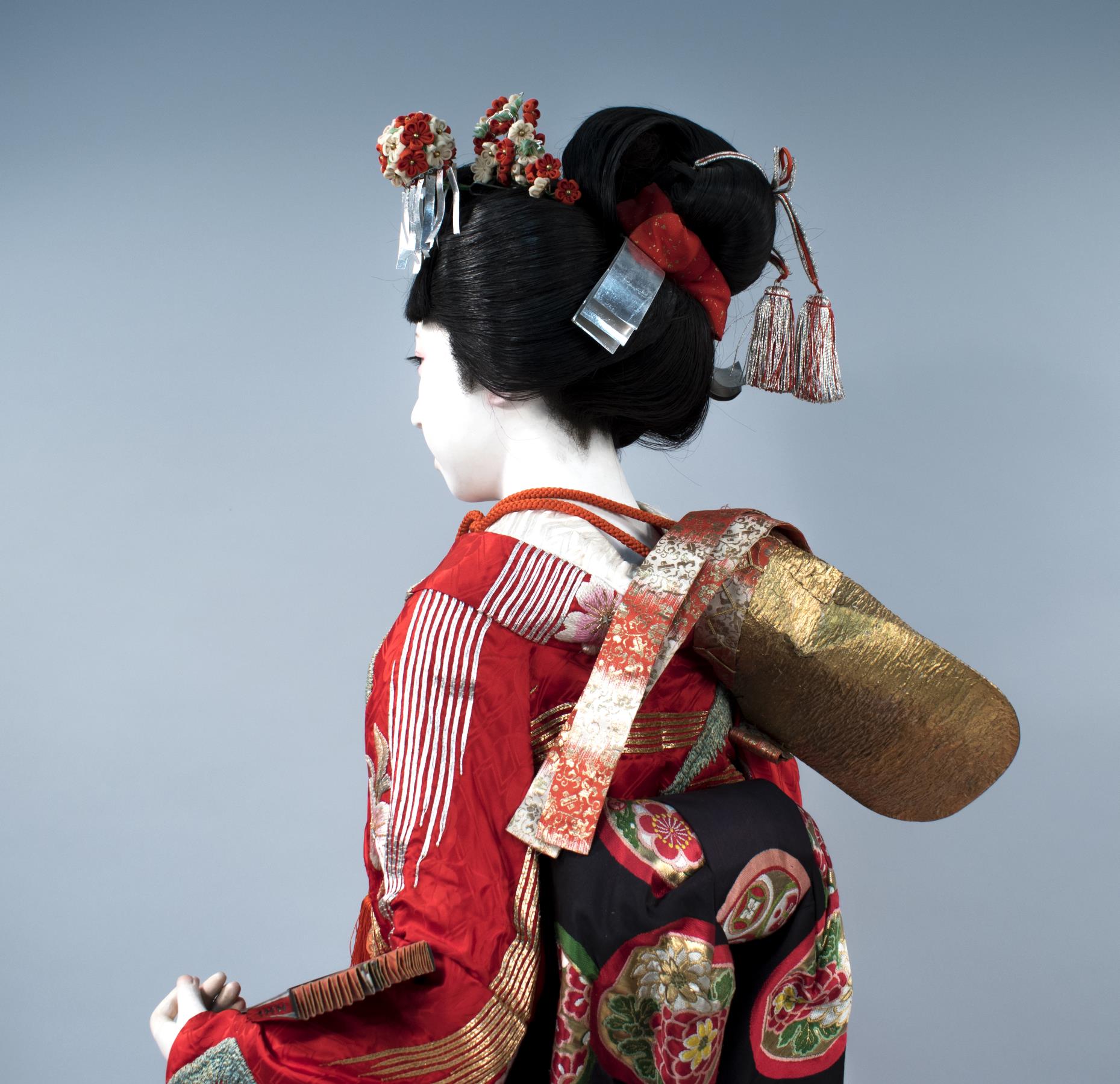 Image of Mannequin dressed to represent Japanese court lady Shizuka Gozen, ca. 1951