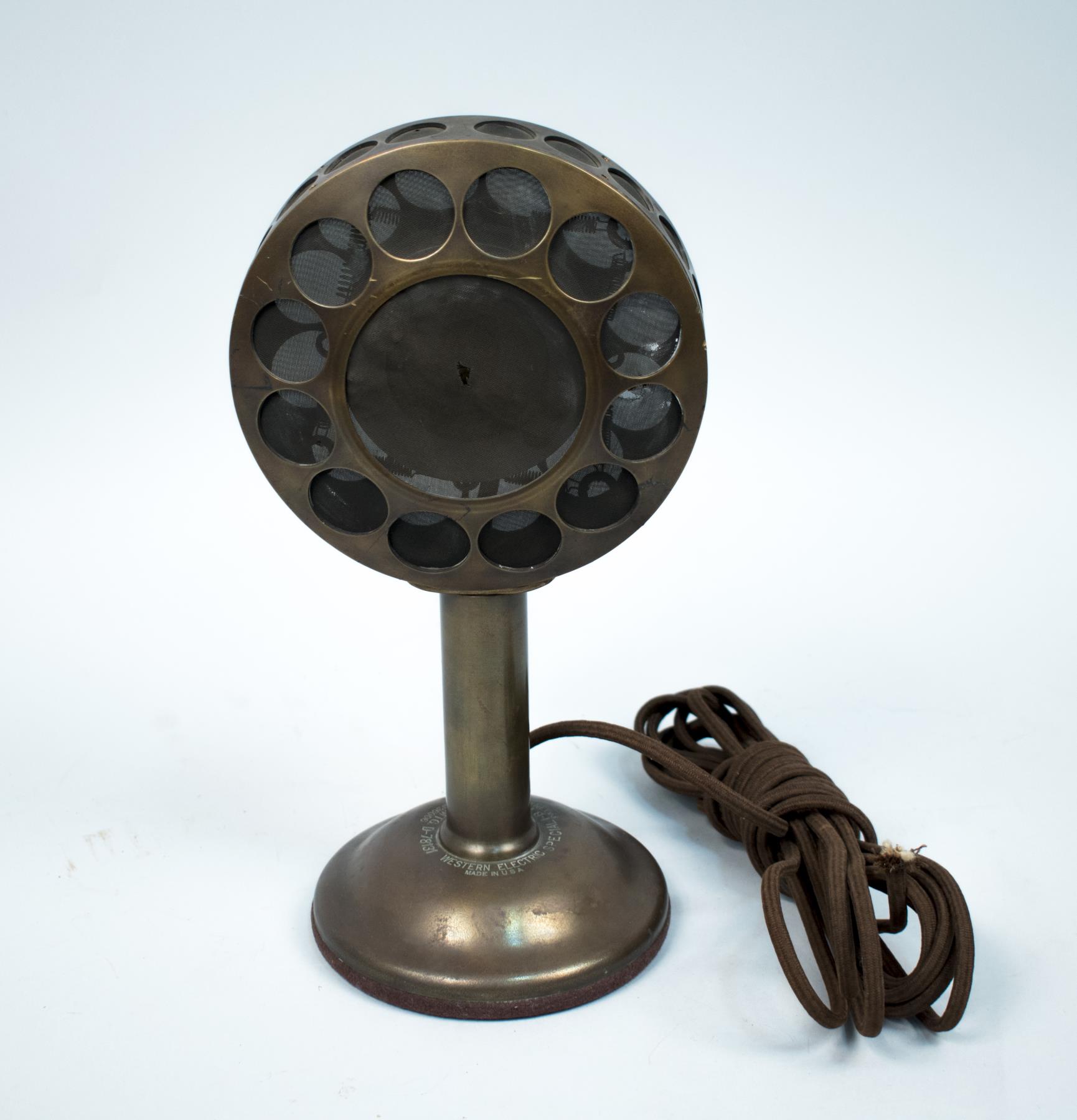 Image of Western Electric 1-B Transmitter Microphone used by KOMO radio, 1927-30