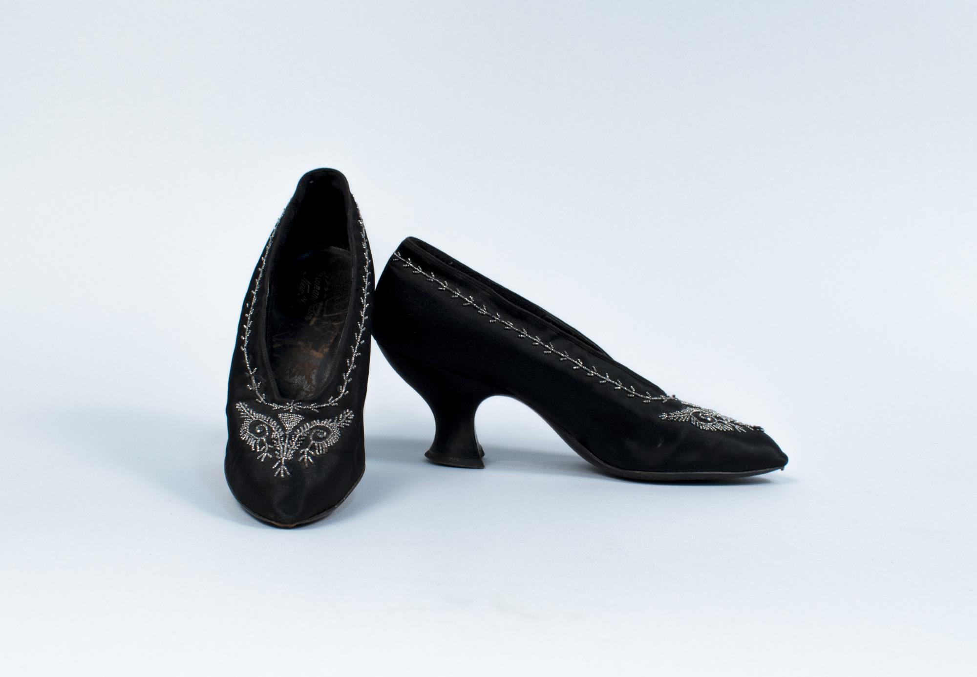 Image of Pair of black beaded evening shoes, ca. 1910